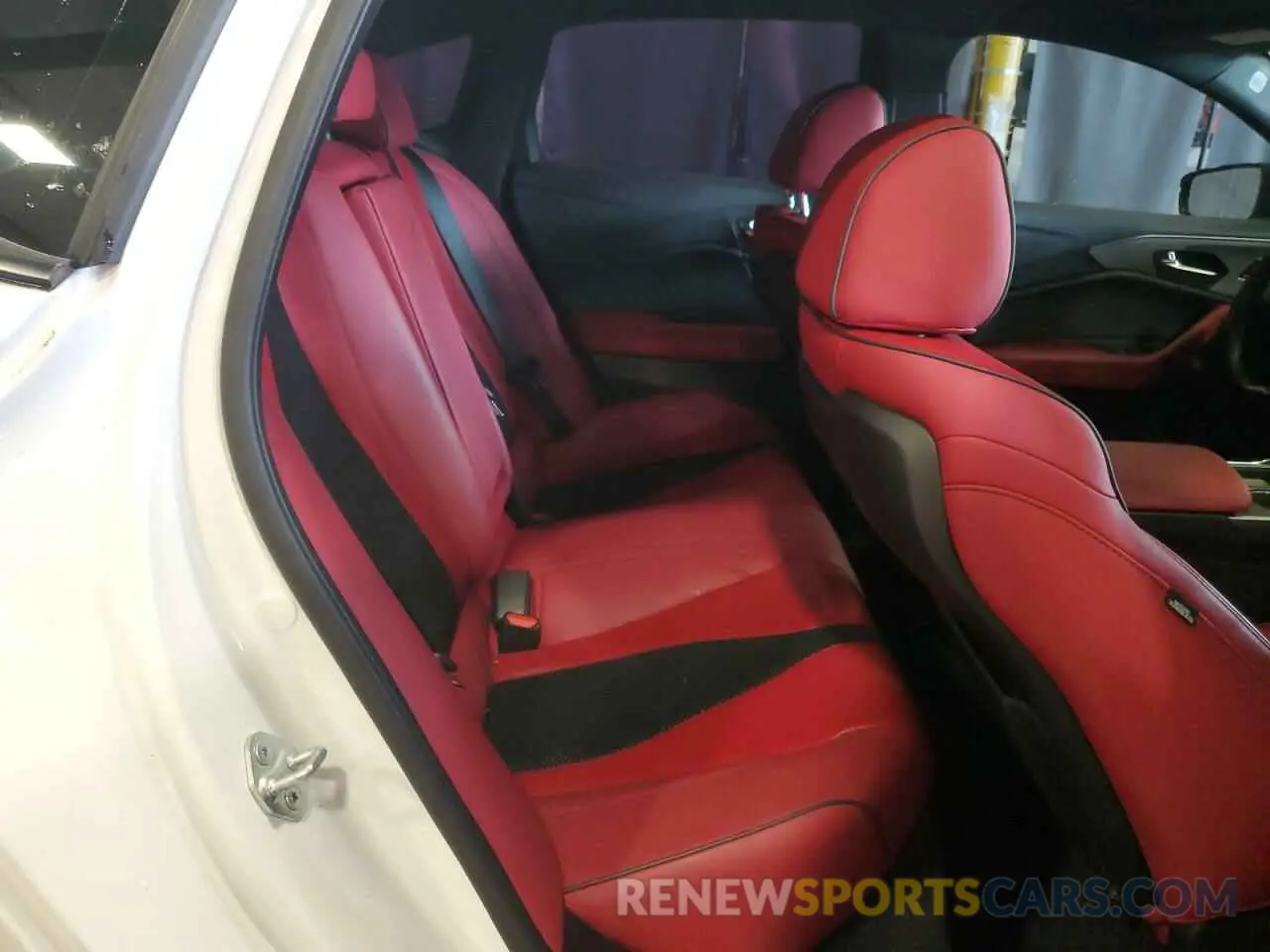 10 Photograph of a damaged car 19UUB5F58MA013687 ACURA TLX 2021