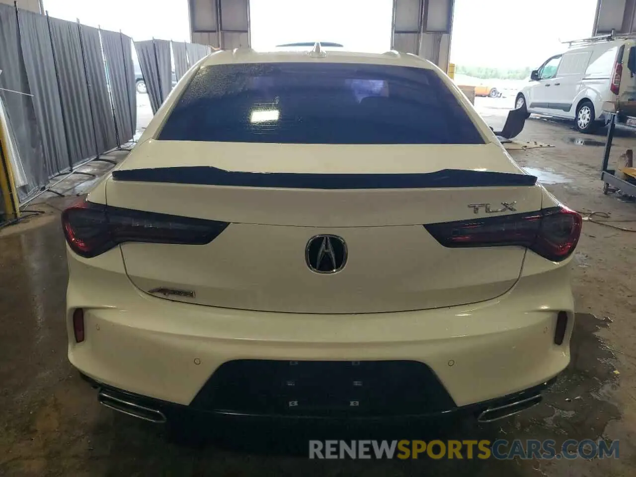 6 Photograph of a damaged car 19UUB5F58MA013687 ACURA TLX 2021
