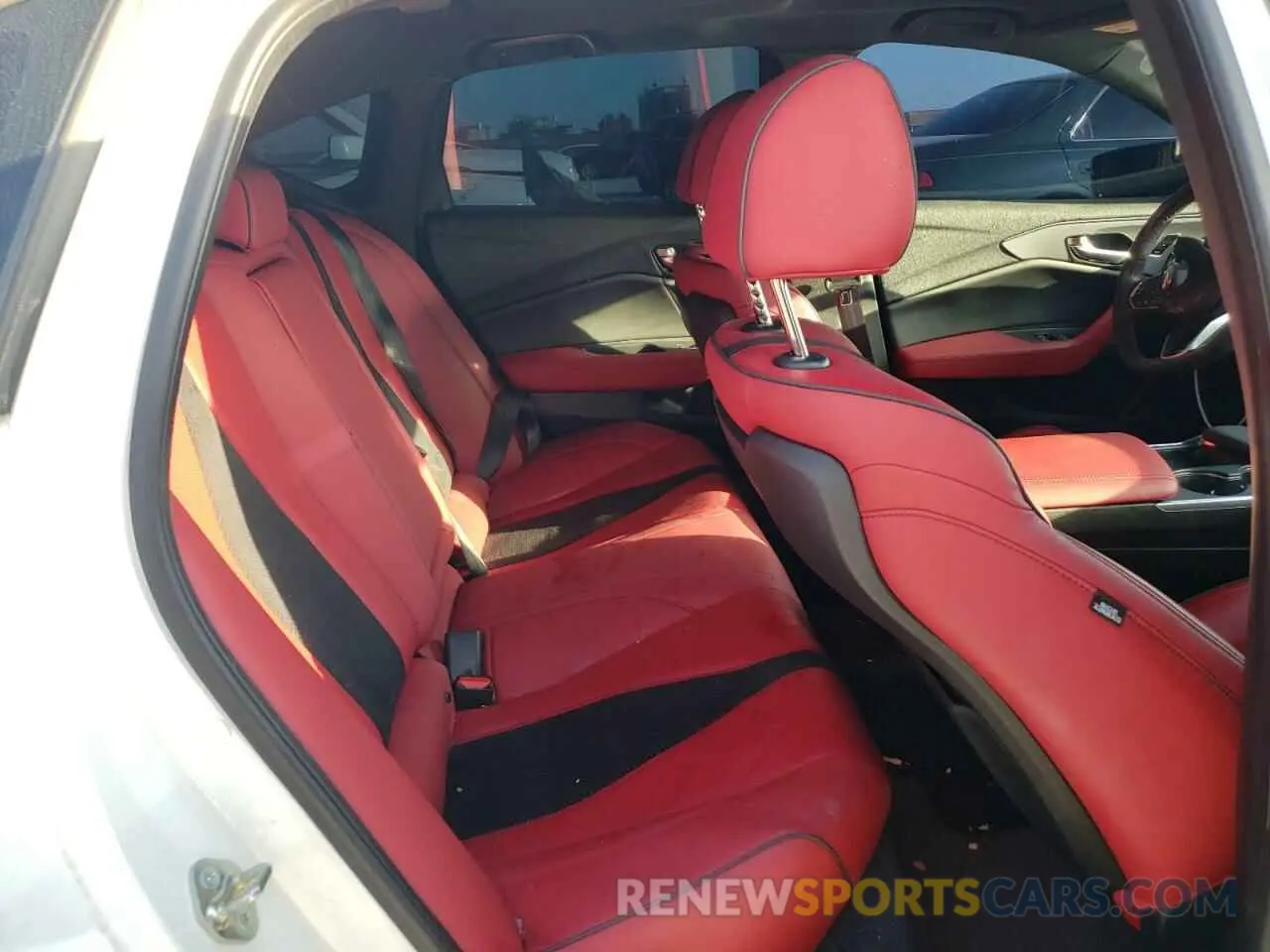 10 Photograph of a damaged car 19UUB5F59MA003377 ACURA TLX 2021