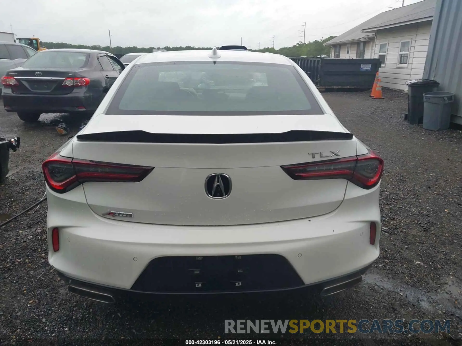 16 Фотография поврежденного автомобиля 19UUB5F59MA010796 ACURA TLX 2021