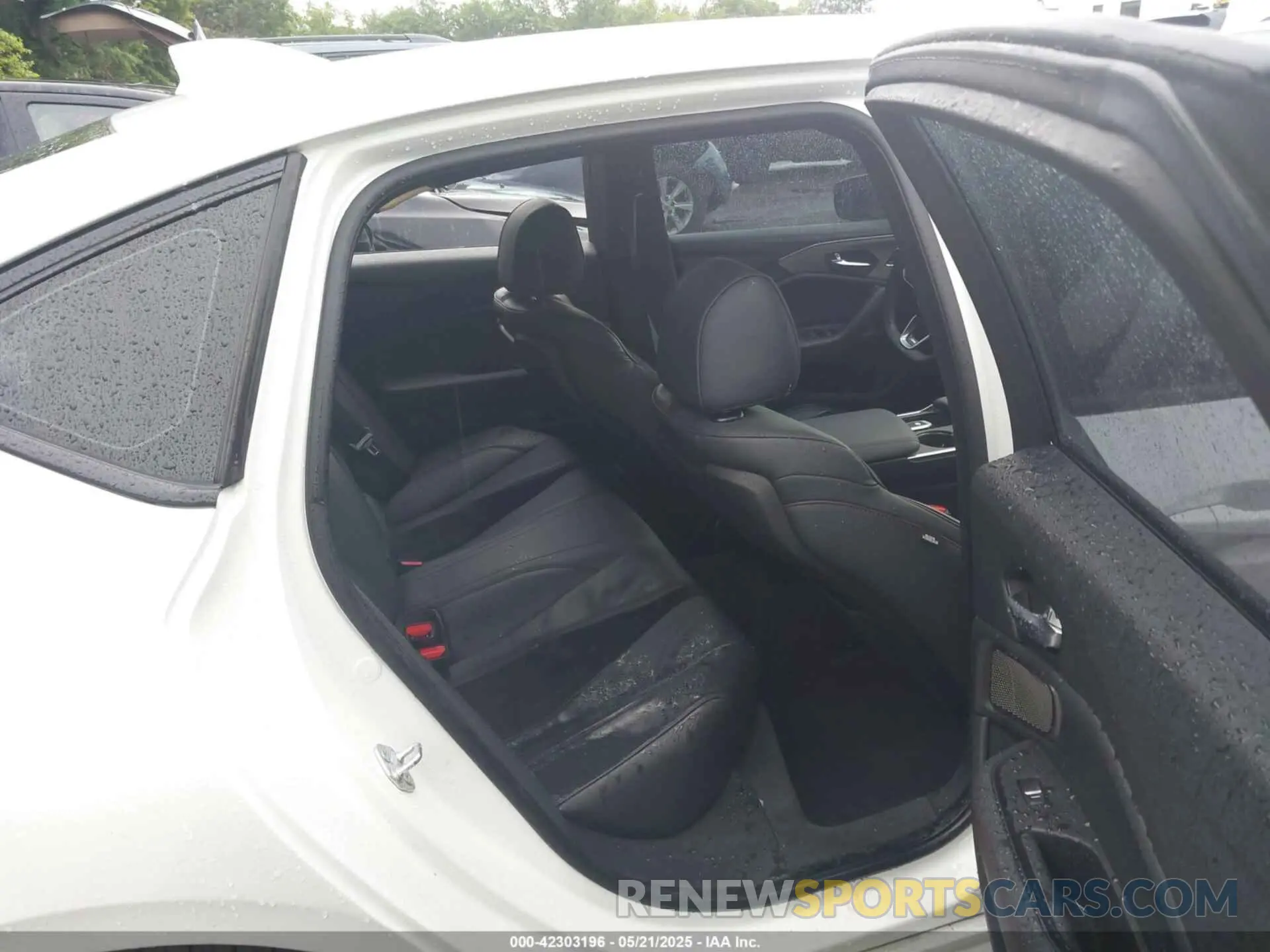 8 Фотография поврежденного автомобиля 19UUB5F59MA010796 ACURA TLX 2021