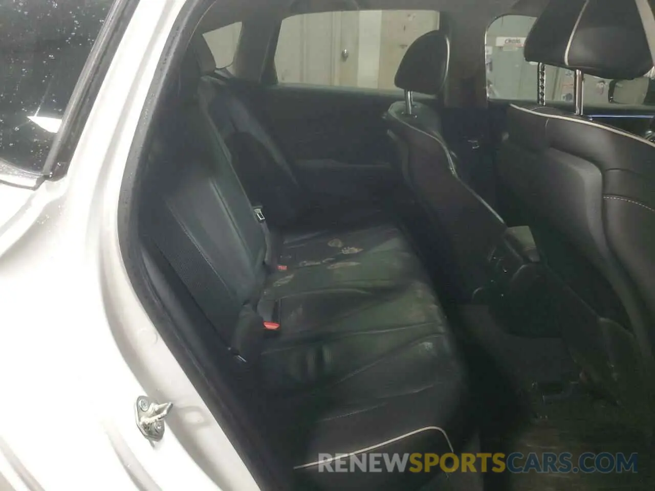 10 Photograph of a damaged car 19UUB5F60MA000909 ACURA TLX 2021