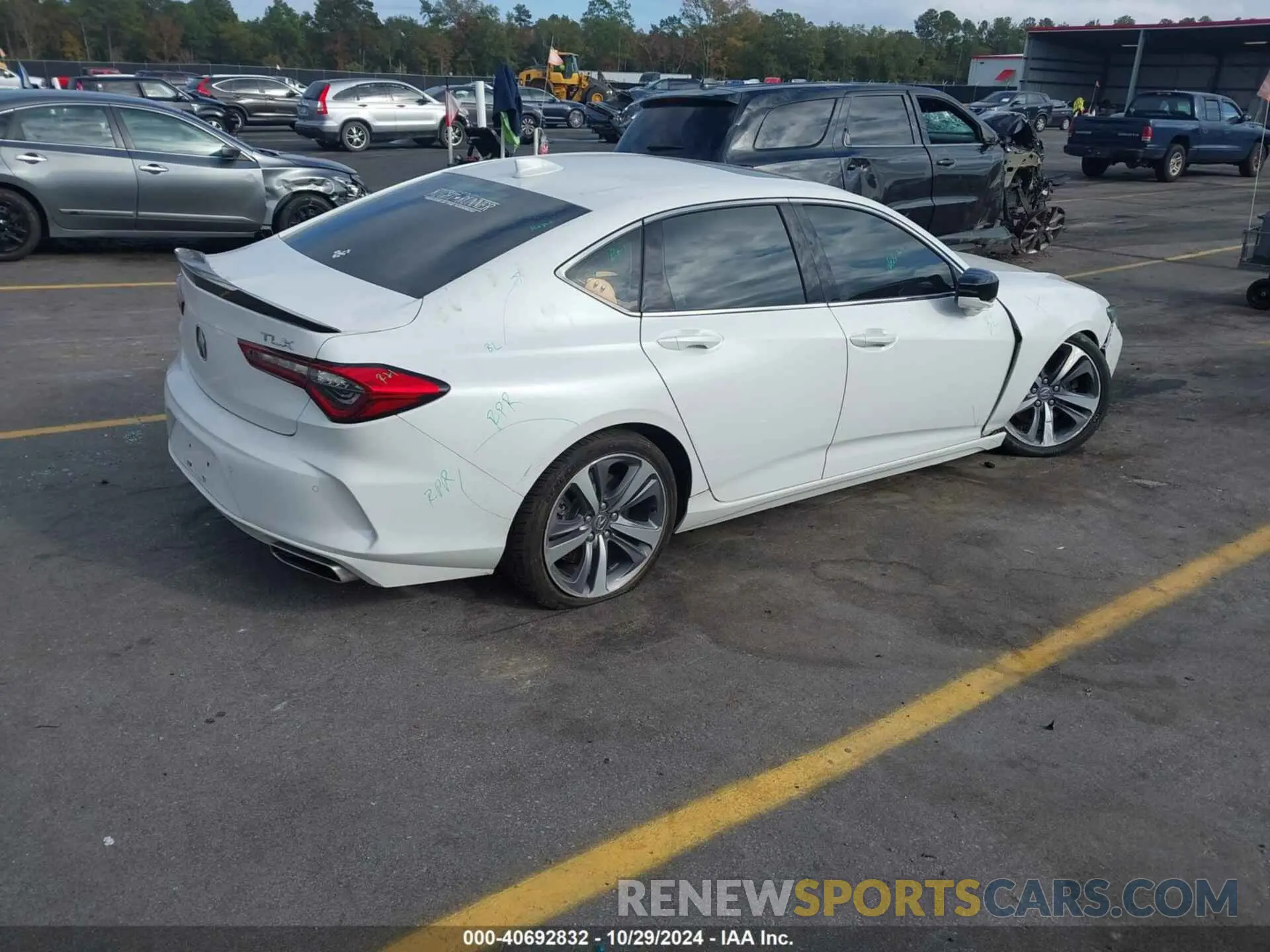 4 Photograph of a damaged car 19UUB5F60MA003776 ACURA TLX 2021