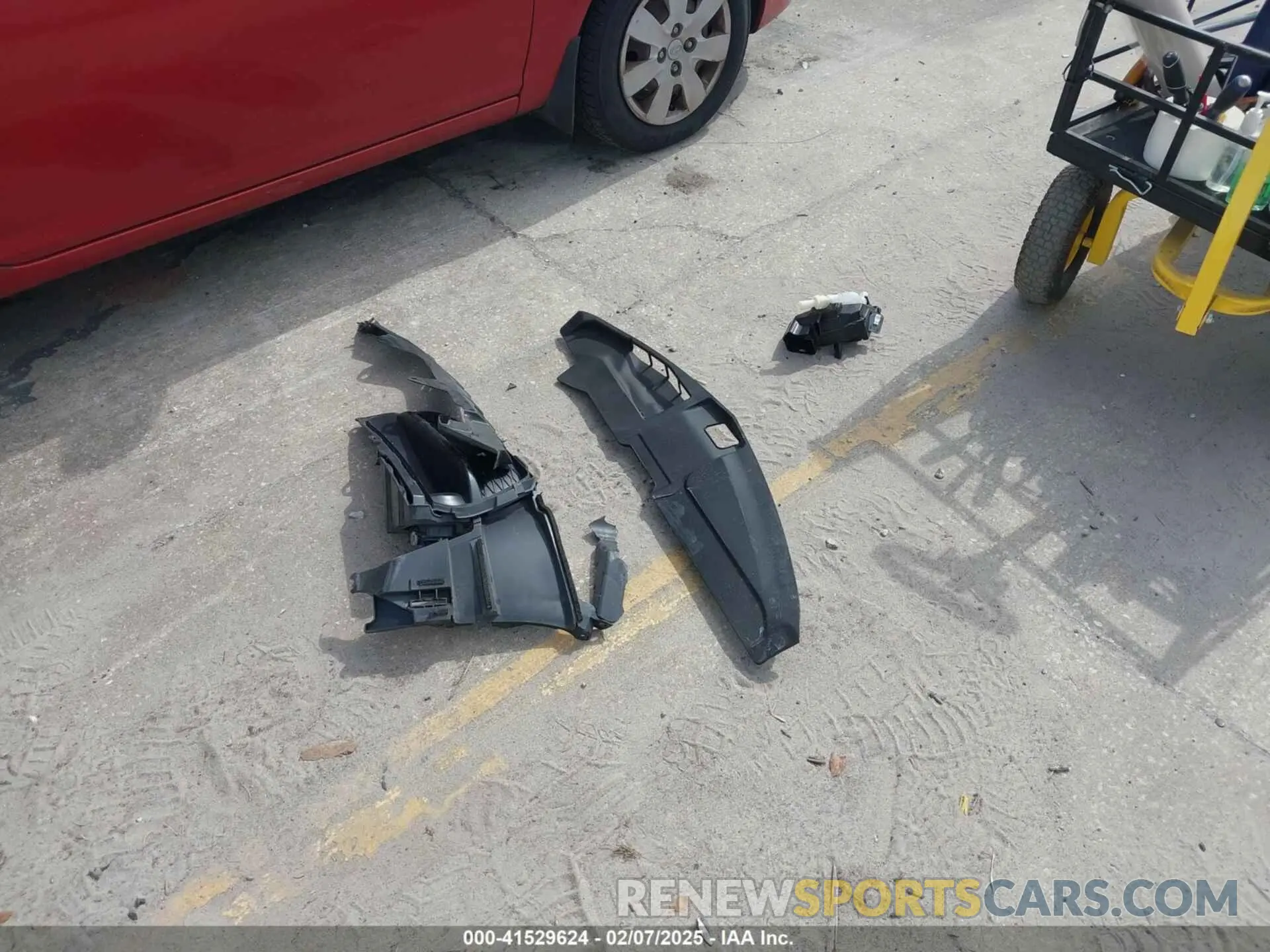 12 Фотография поврежденного автомобиля 19UUB5F63MA002895 ACURA TLX 2021