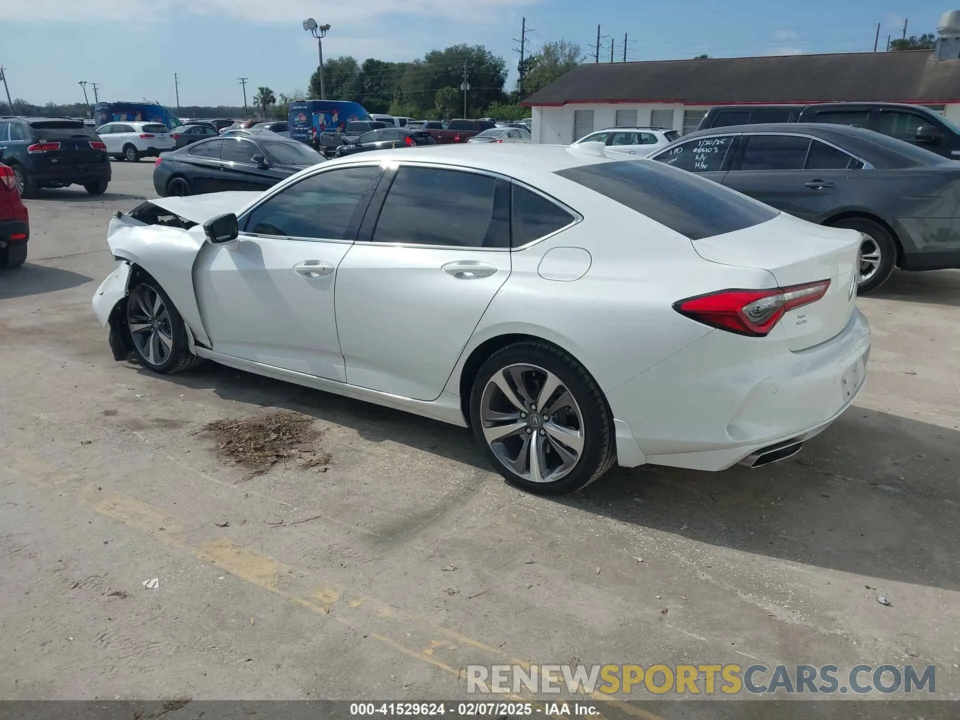 3 Фотография поврежденного автомобиля 19UUB5F63MA002895 ACURA TLX 2021