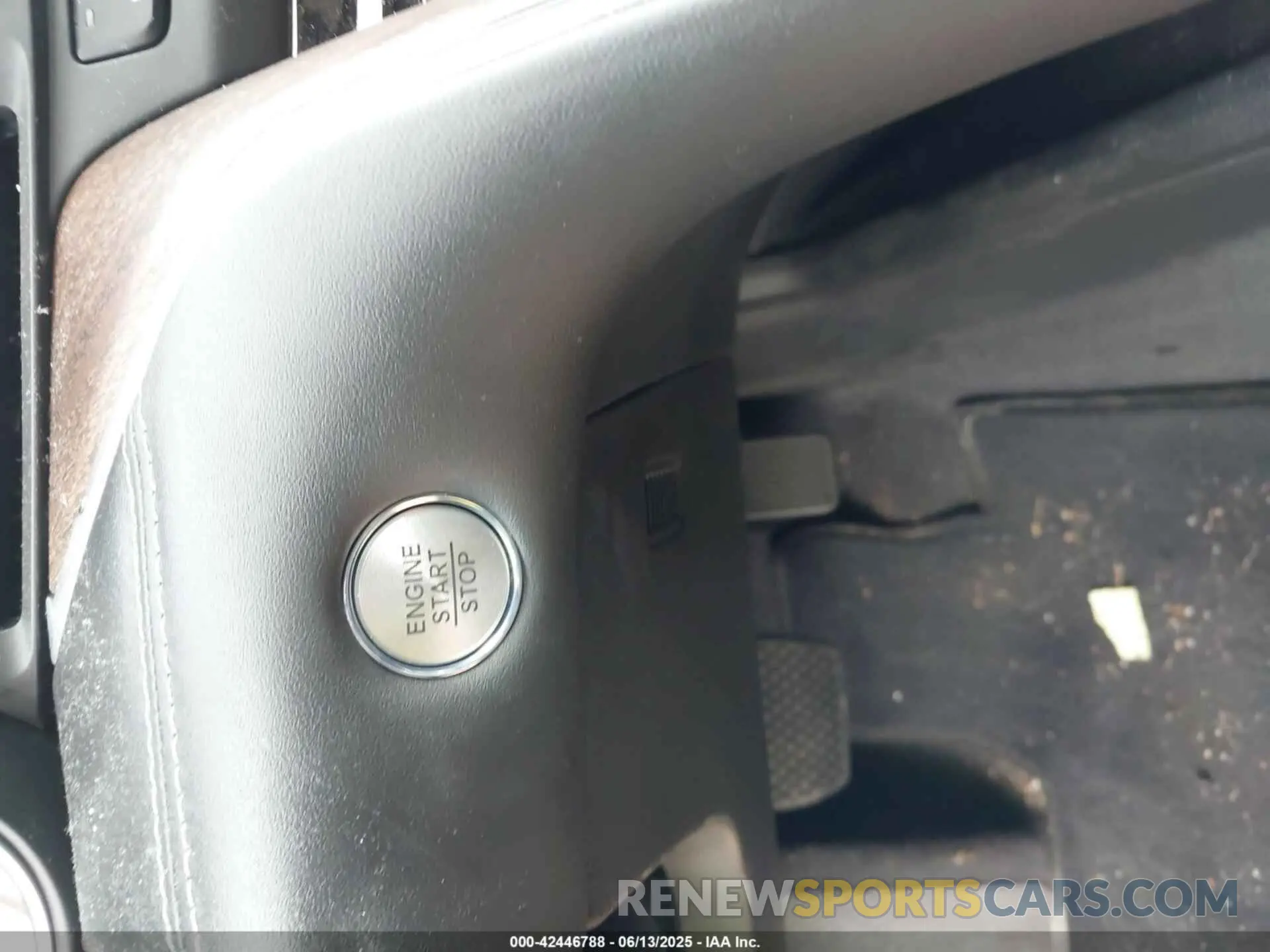 11 Photograph of a damaged car 19UUB5F66MA008819 ACURA TLX 2021