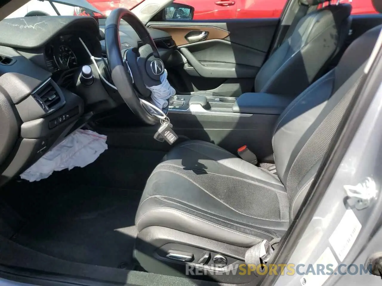 7 Photograph of a damaged car 19UUB6F43MA010418 ACURA TLX 2021