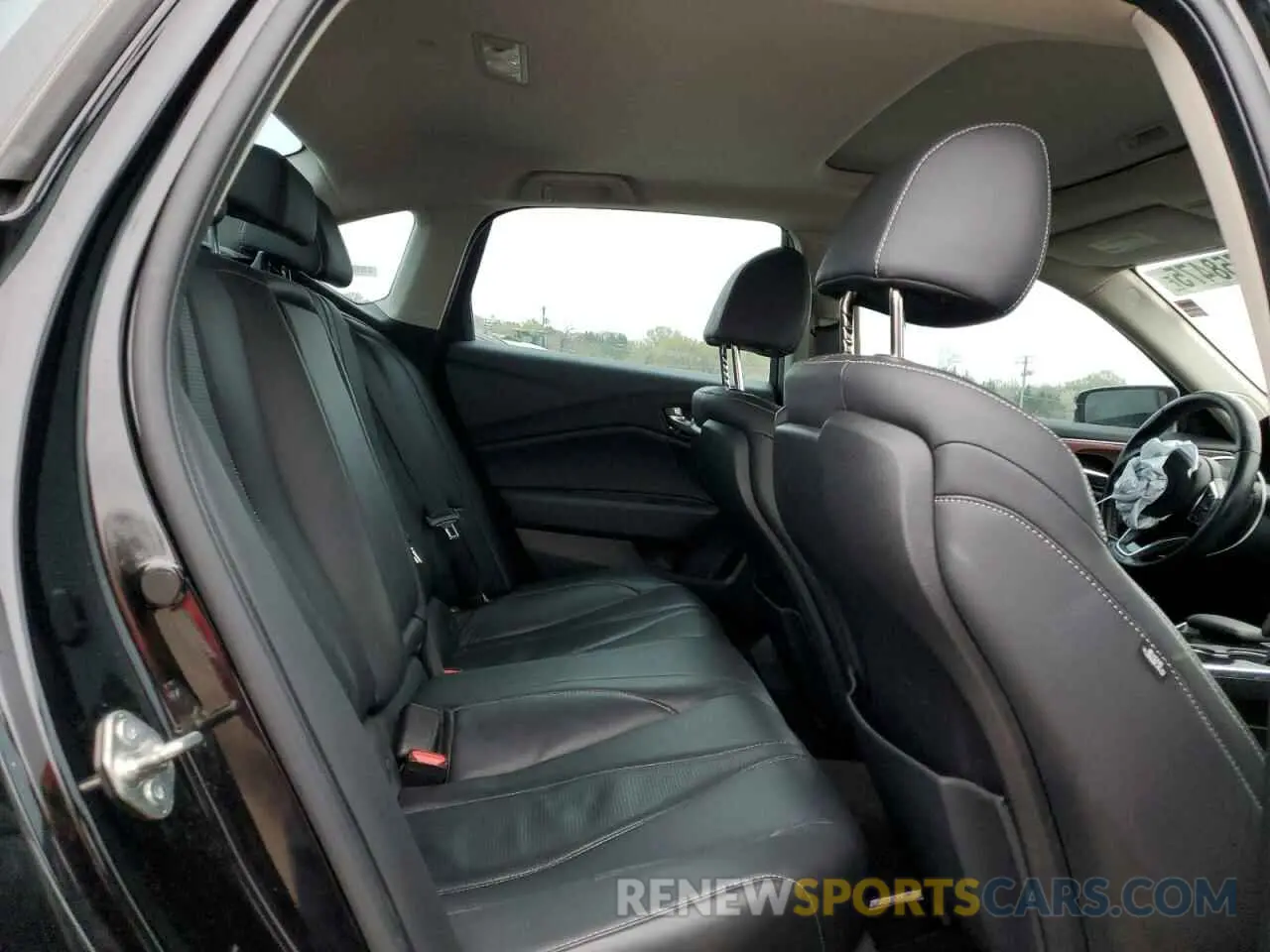 10 Photograph of a damaged car 19UUB6F44MA001226 ACURA TLX 2021