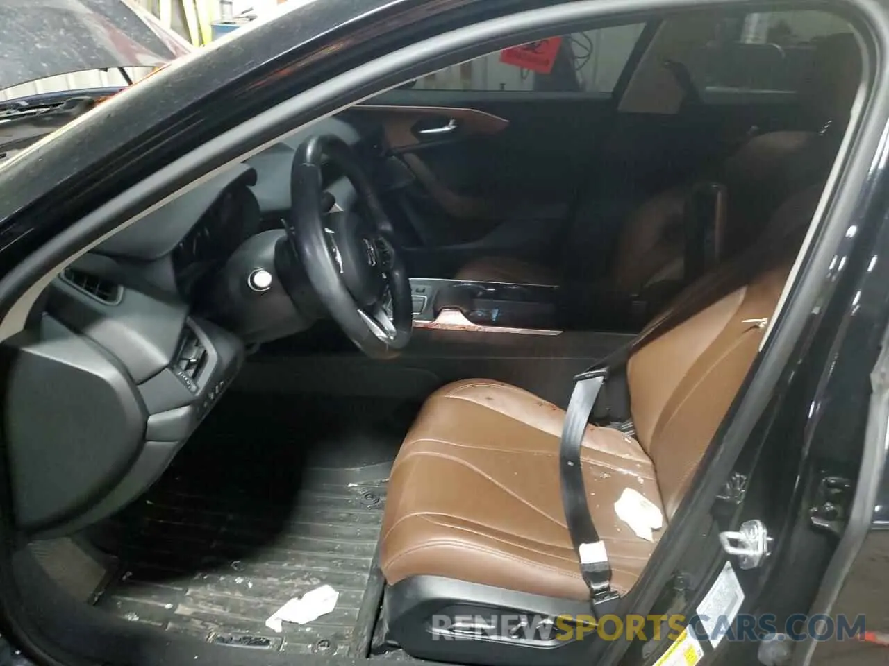 7 Фотография поврежденного автомобиля 19UUB6F48MA010611 ACURA TLX 2021
