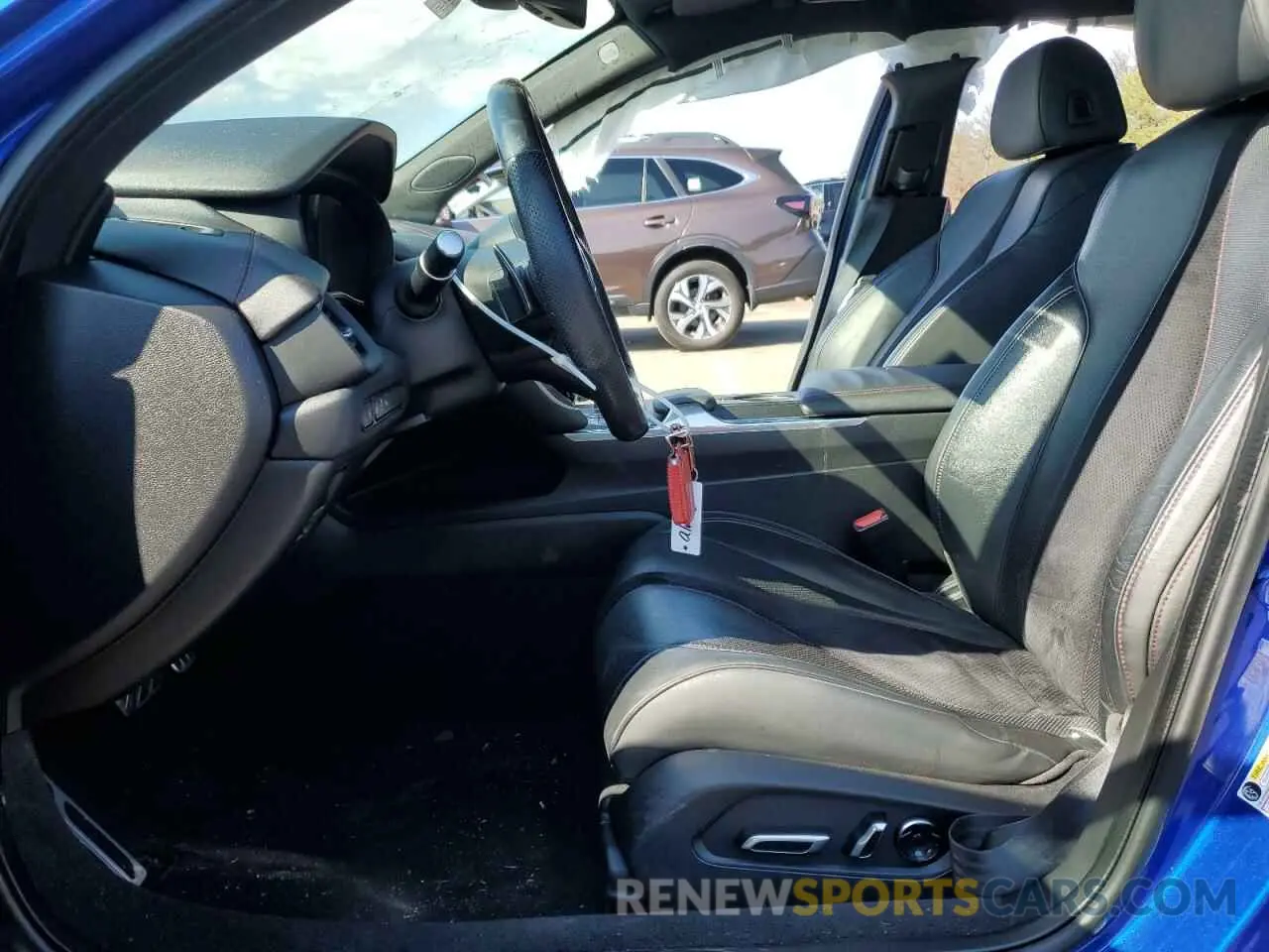 7 Photograph of a damaged car 19UUB6F52MA000536 ACURA TLX 2021