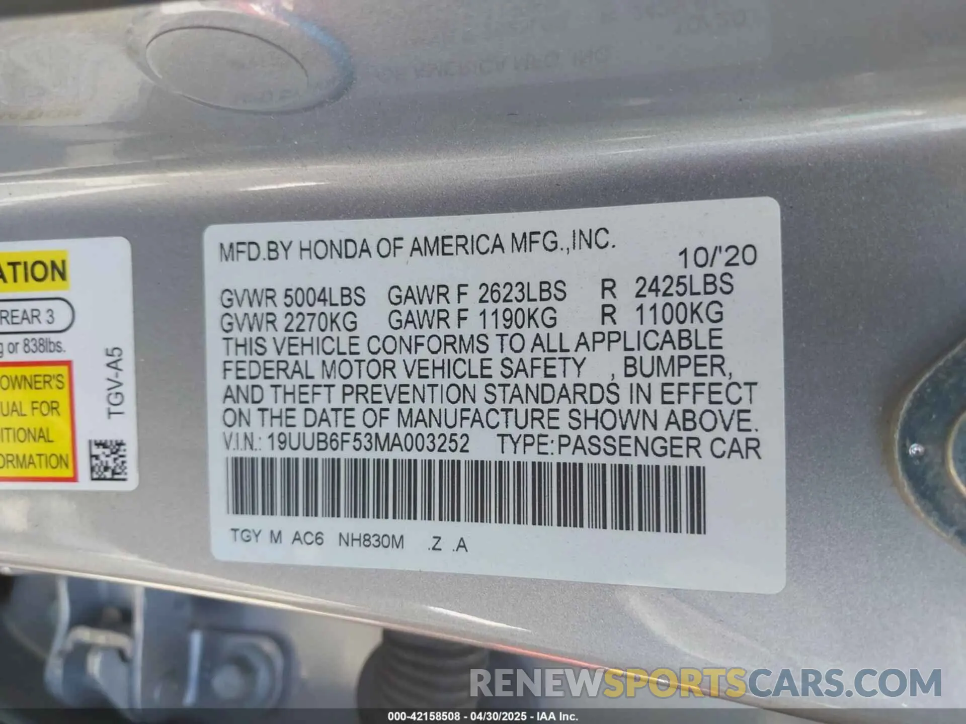 9 Photograph of a damaged car 19UUB6F53MA003252 ACURA TLX 2021