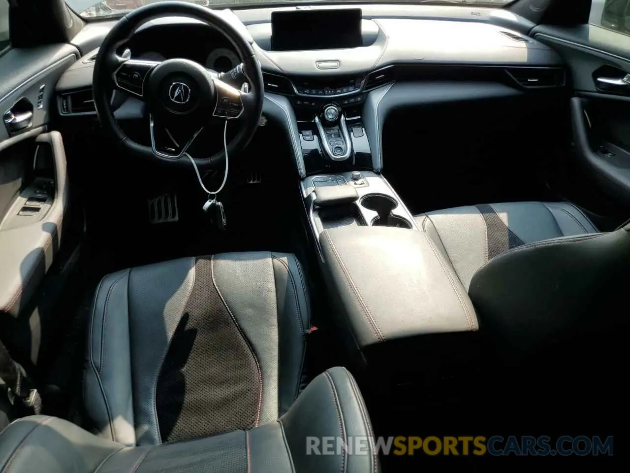 8 Фотография поврежденного автомобиля 19UUB6F56MA009384 ACURA TLX 2021