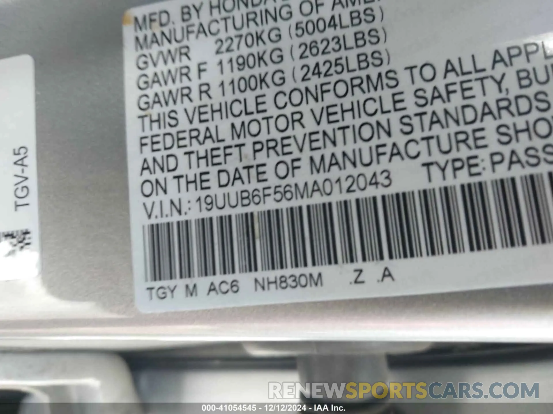 9 Photograph of a damaged car 19UUB6F56MA012043 ACURA TLX 2021