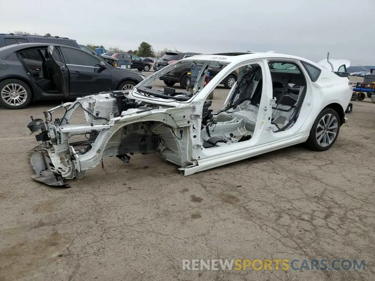 1 Фотография поврежденного автомобиля 19UUB6F58MA010147 ACURA TLX 2021