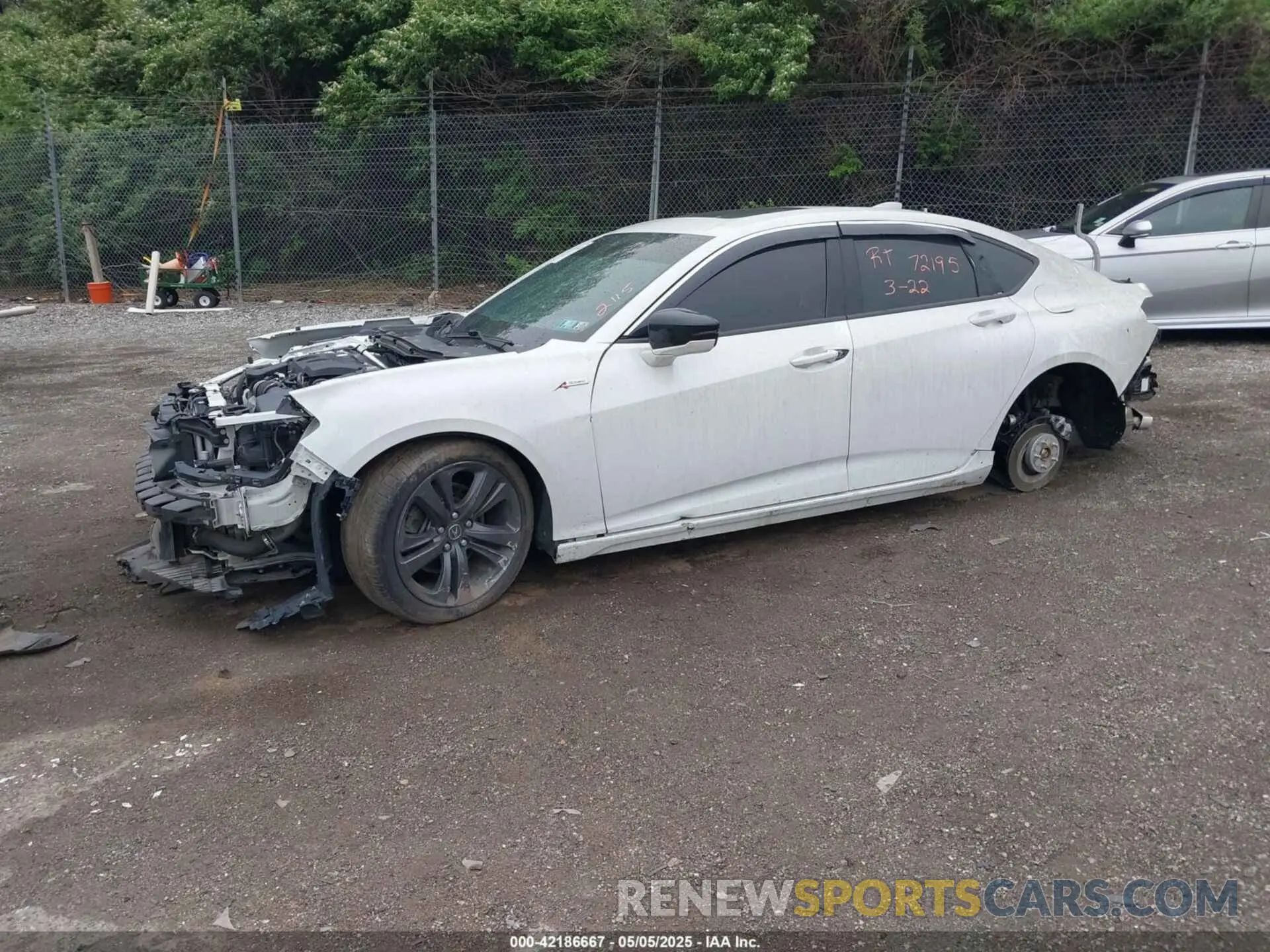 2 Фотография поврежденного автомобиля 19UUB6F5XMA002115 ACURA TLX 2021