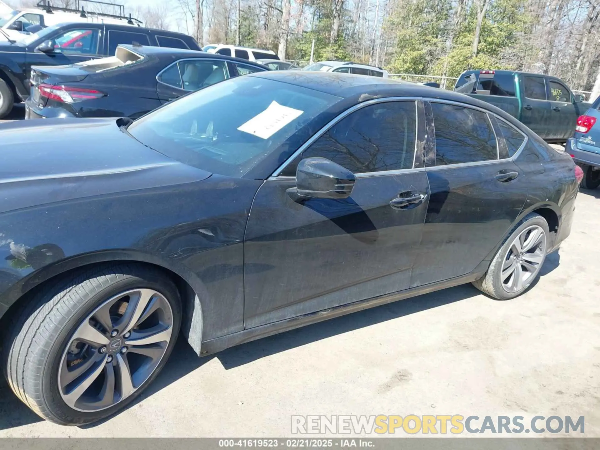 6 Photograph of a damaged car 19UUB6F60MA004240 ACURA TLX 2021