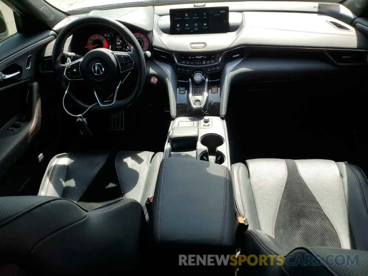 8 Photograph of a damaged car 19UUB7F06MA001392 ACURA TLX 2021