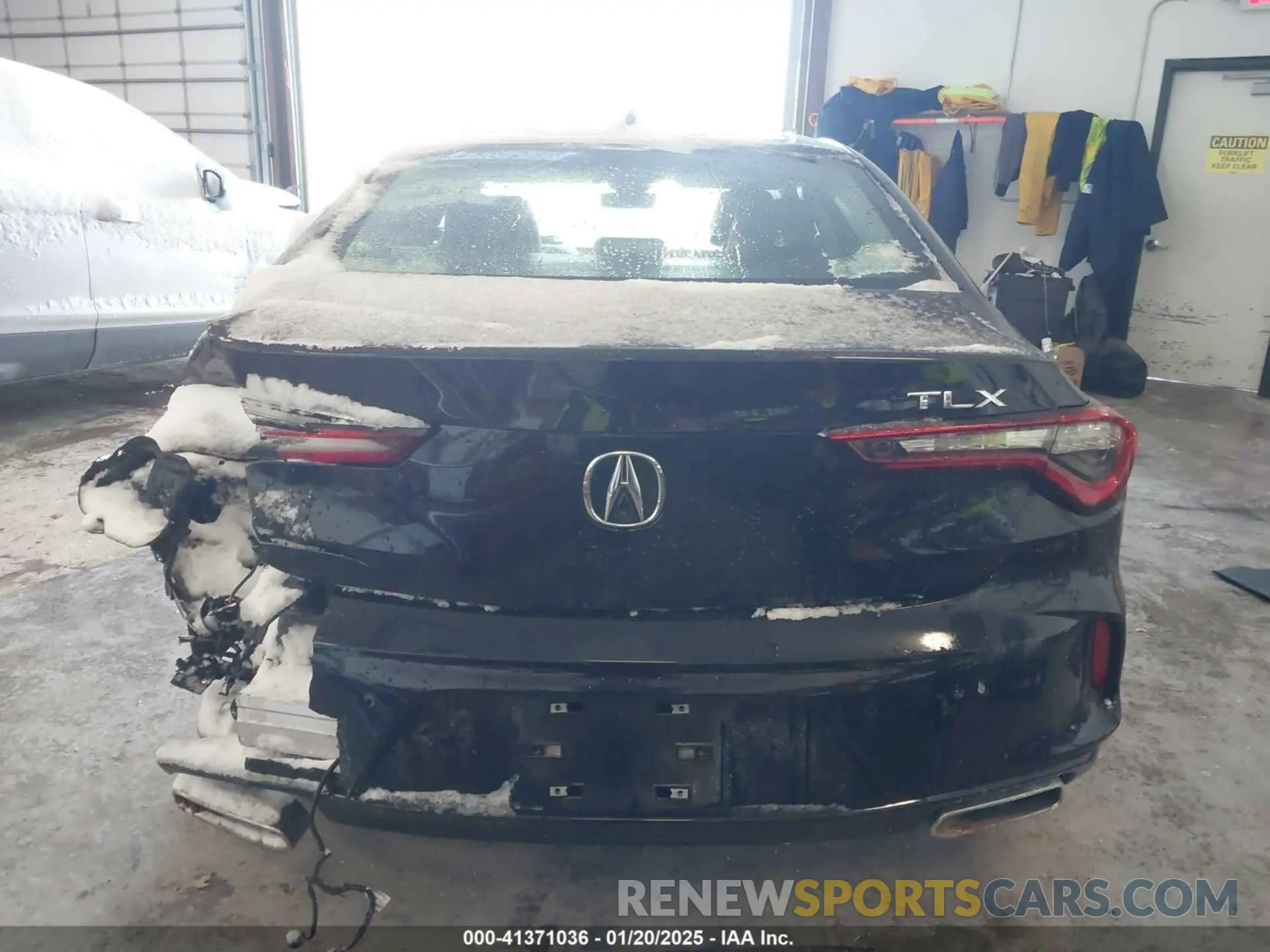 16 Photograph of a damaged car 19UUB5F4XNA004031 ACURA TLX 2022