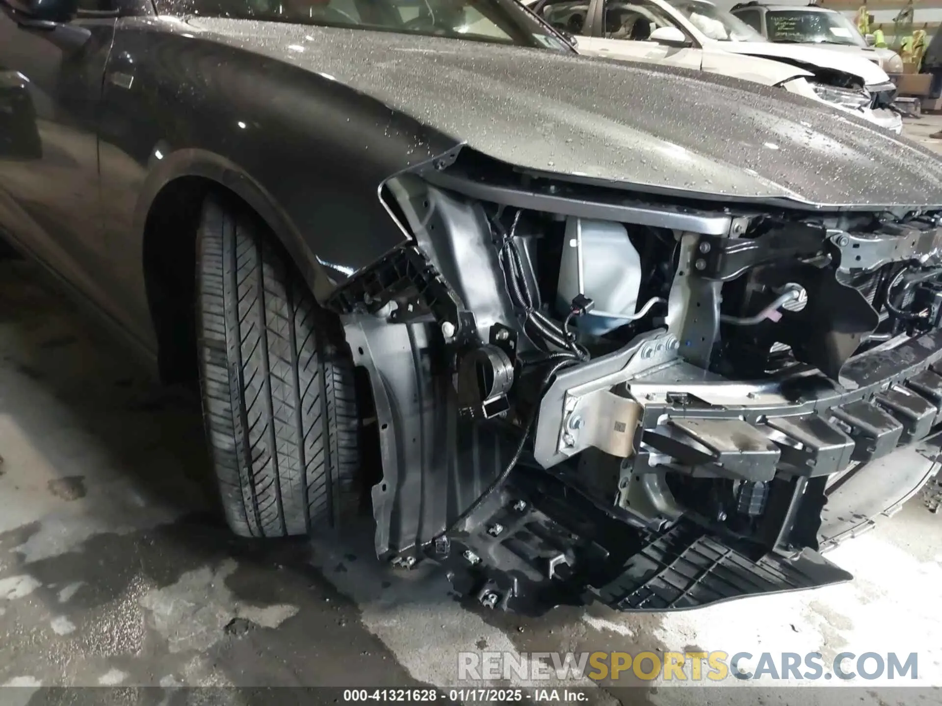 18 Photograph of a damaged car 19UUB5F52NA005604 ACURA TLX 2022