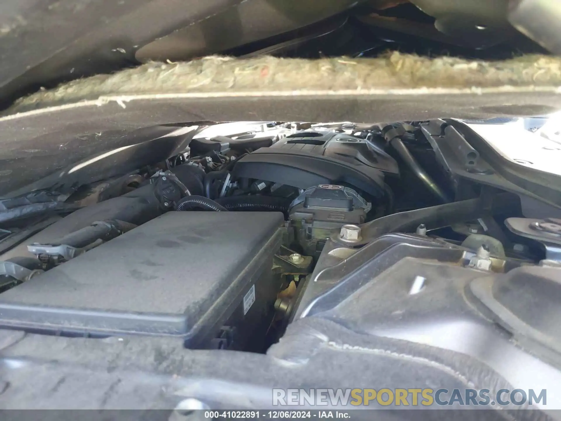 10 Photograph of a damaged car 19UUB6F52NA003485 ACURA TLX 2022