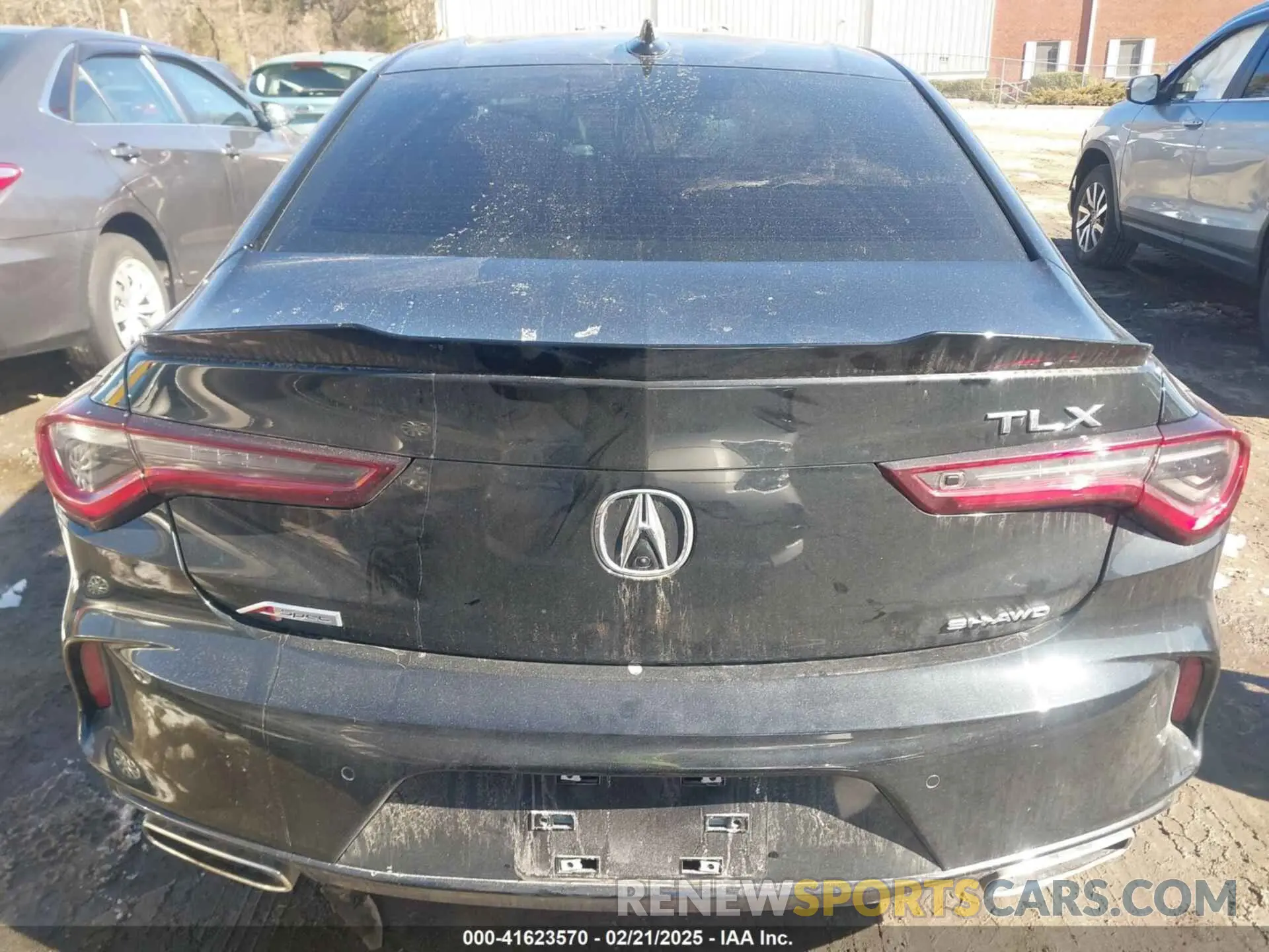 16 Фотография поврежденного автомобиля 19UUB6F56NA003571 ACURA TLX 2022