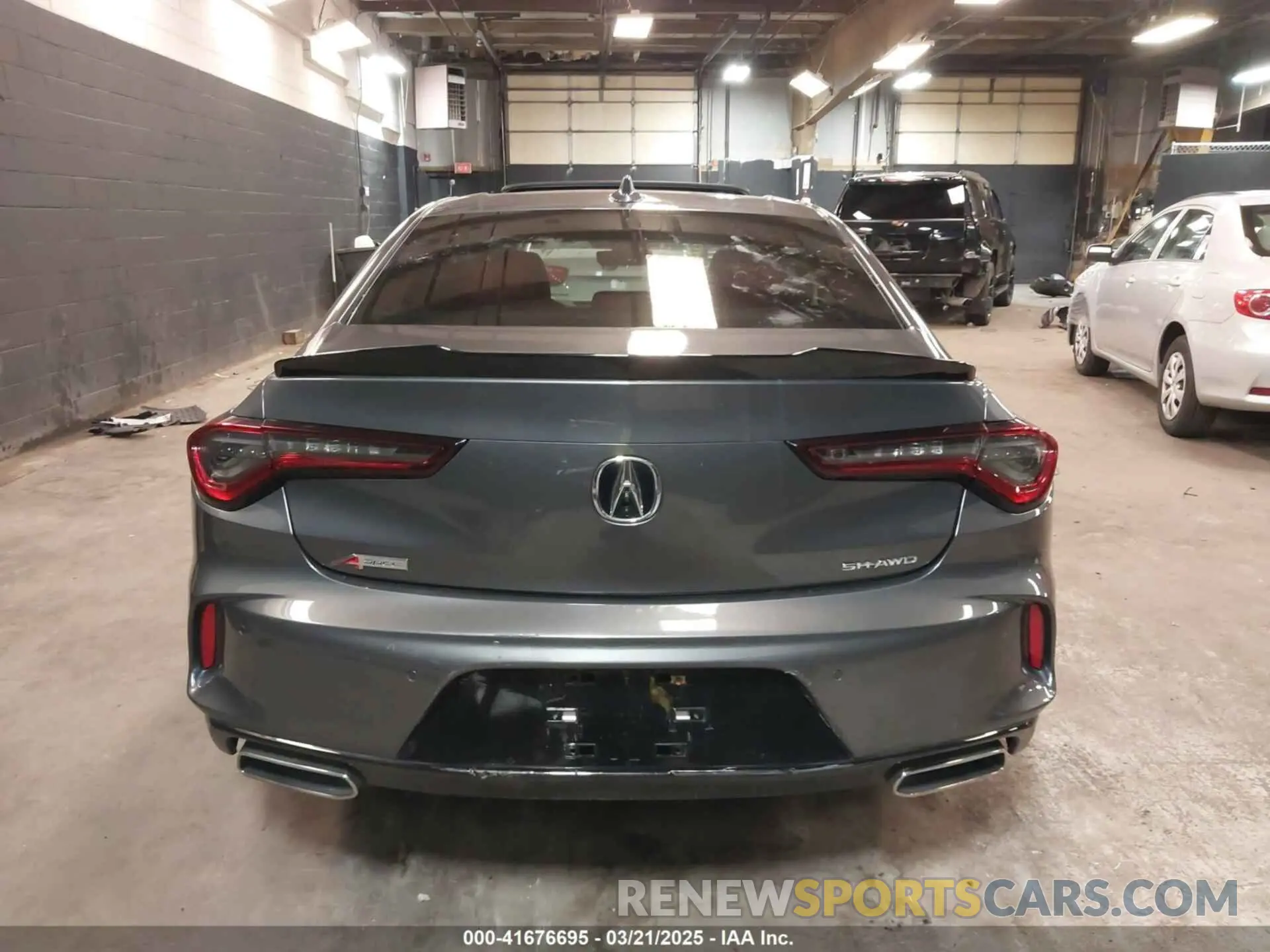15 Photograph of a damaged car 19UUB6F59NA001068 ACURA TLX 2022