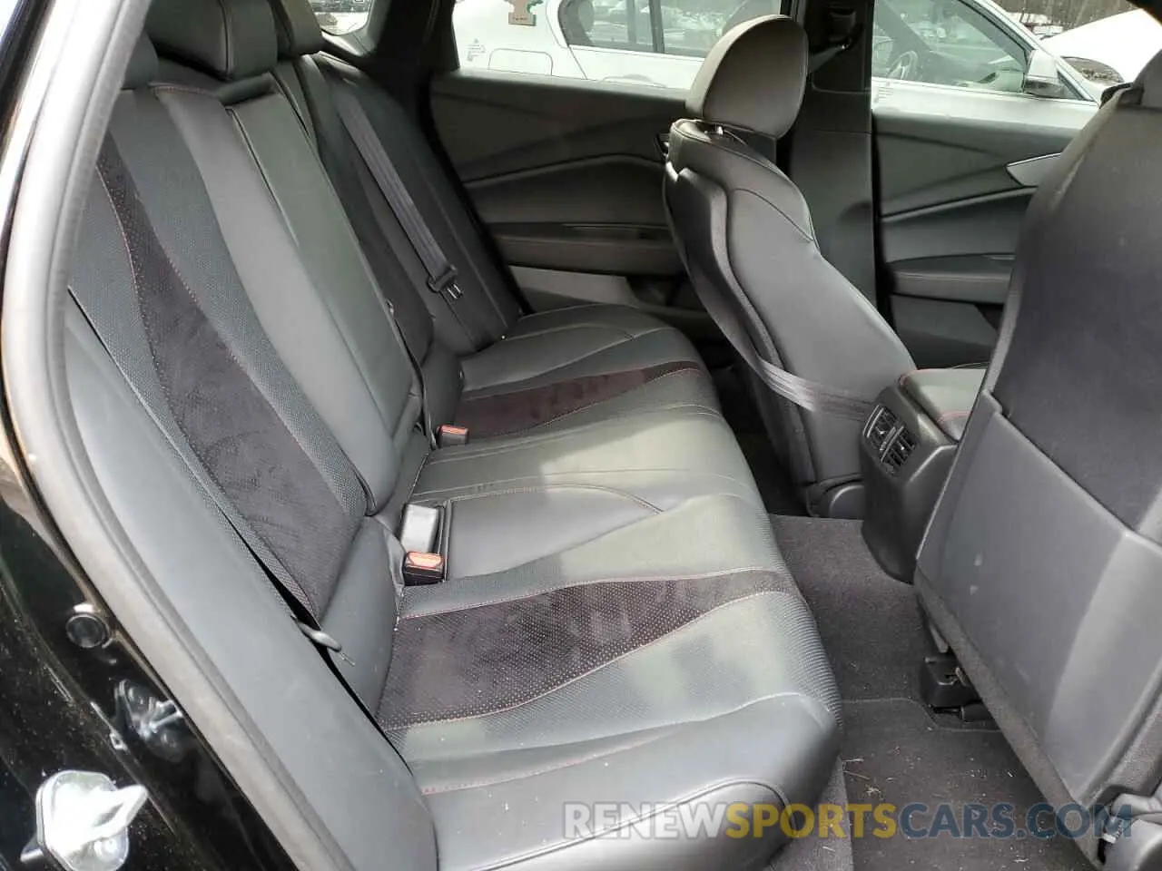 10 Photograph of a damaged car 19UUB7F04NA001103 ACURA TLX 2022