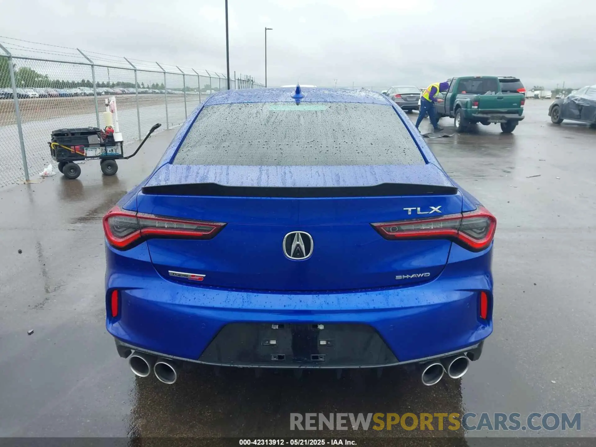 17 Photograph of a damaged car 19UUB7F08NA001041 ACURA TLX 2022