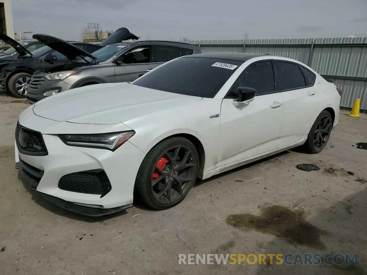 1 Фотография поврежденного автомобиля 19UUB7F95NA001576 ACURA TLX 2022
