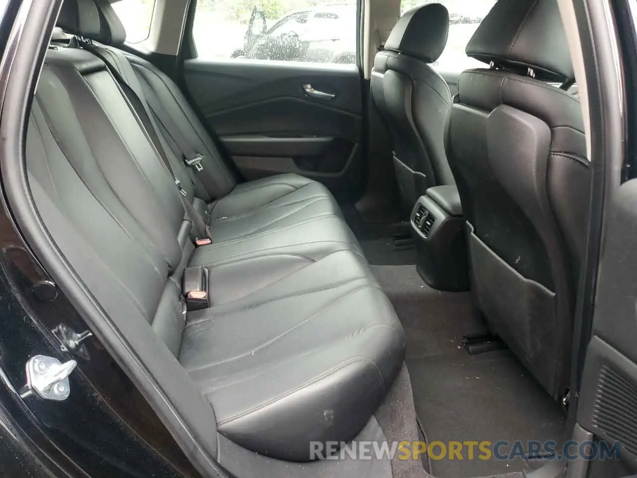 10 Photograph of a damaged car 19UUB5F30PA006476 ACURA TLX 2023