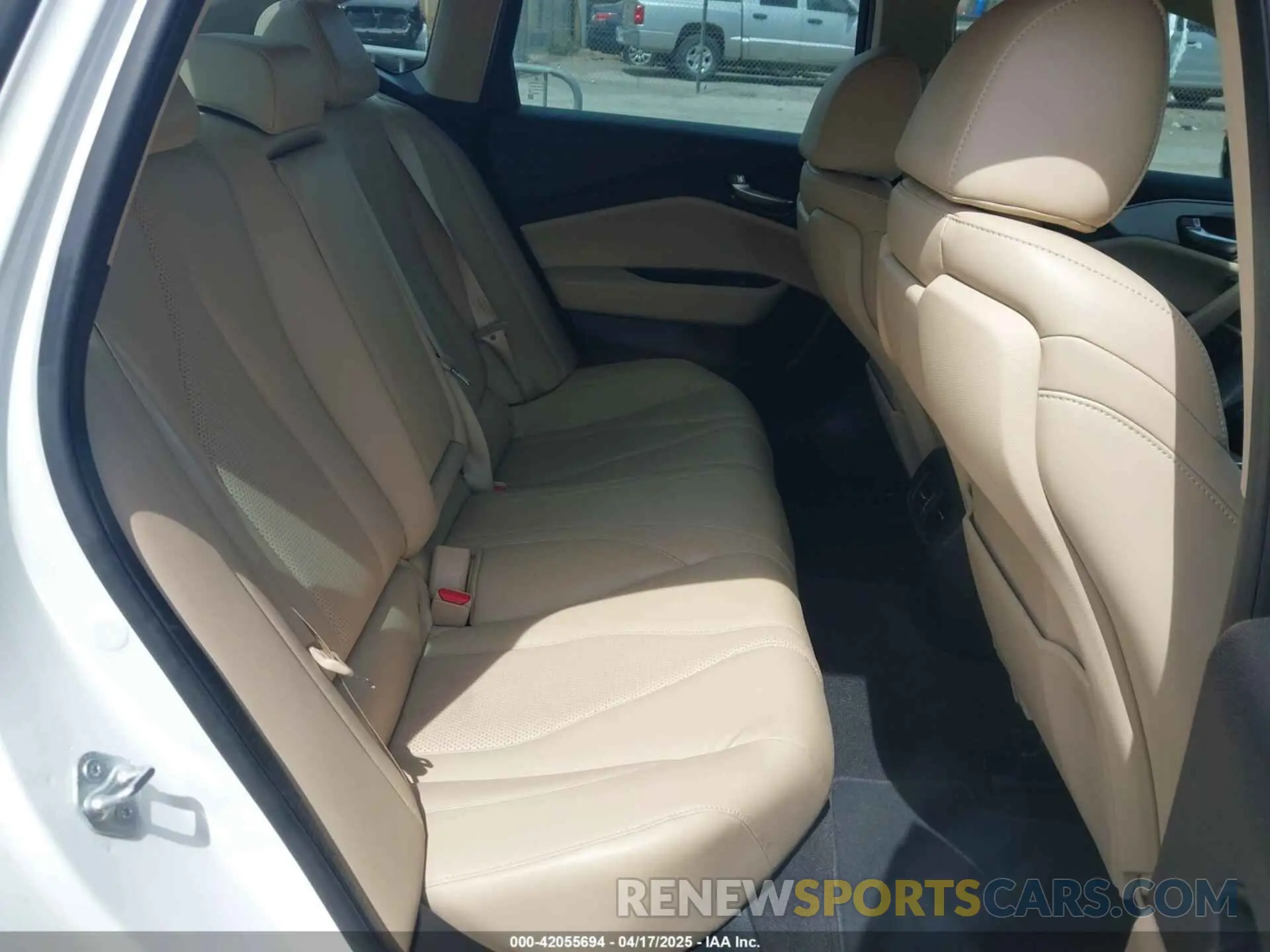 8 Фотография поврежденного автомобиля 19UUB5F46PA002053 ACURA TLX 2023