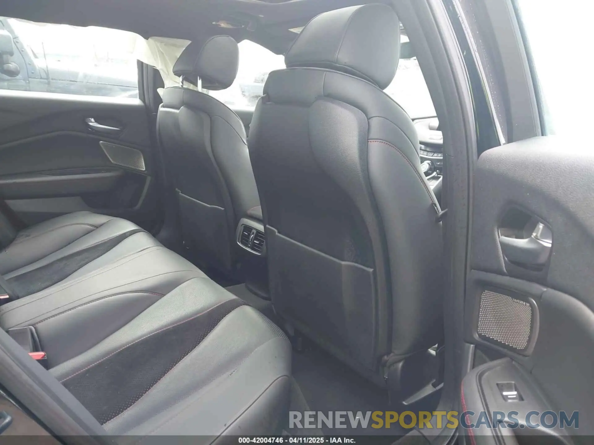 8 Photograph of a damaged car 19UUB6F51PA000192 ACURA TLX 2023