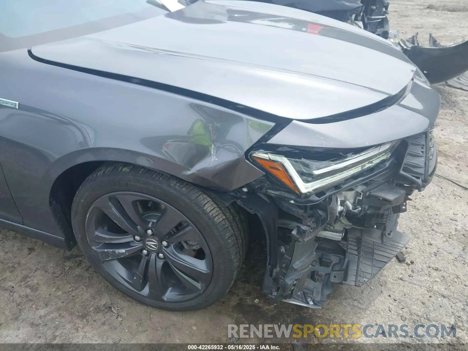 6 Photograph of a damaged car 19UUB6F59PA002787 ACURA TLX 2023