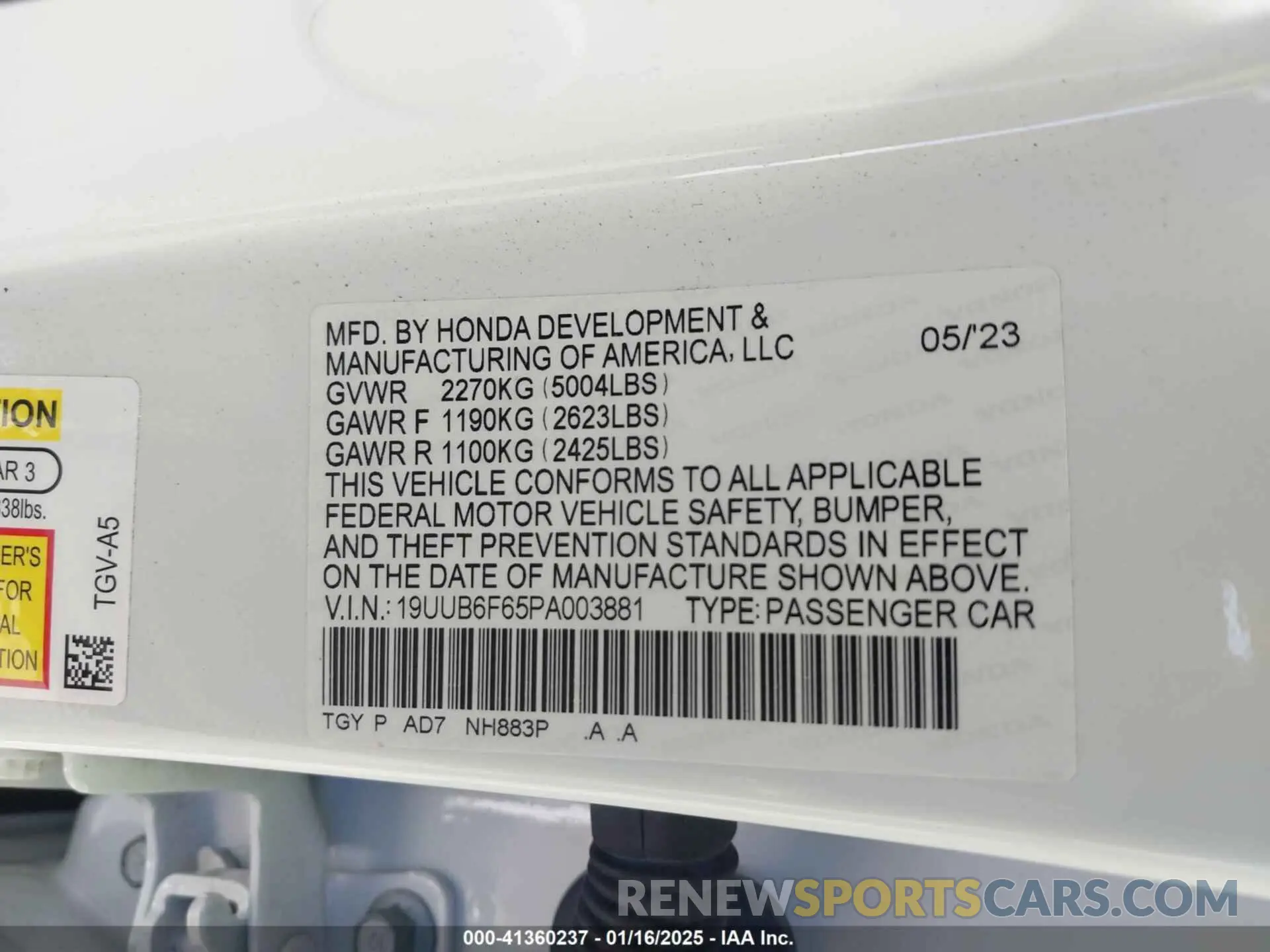9 Фотография поврежденного автомобиля 19UUB6F65PA003881 ACURA TLX 2023