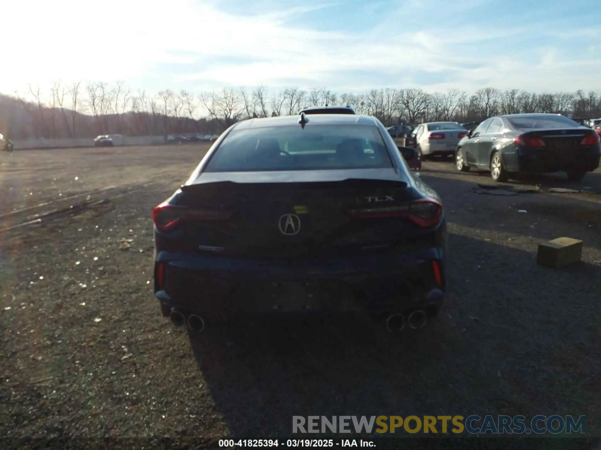 17 Фотография поврежденного автомобиля 19UUB7F97PA000738 ACURA TLX 2023