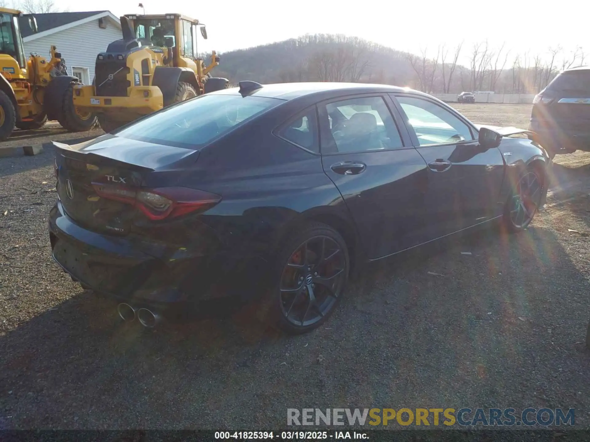 4 Фотография поврежденного автомобиля 19UUB7F97PA000738 ACURA TLX 2023
