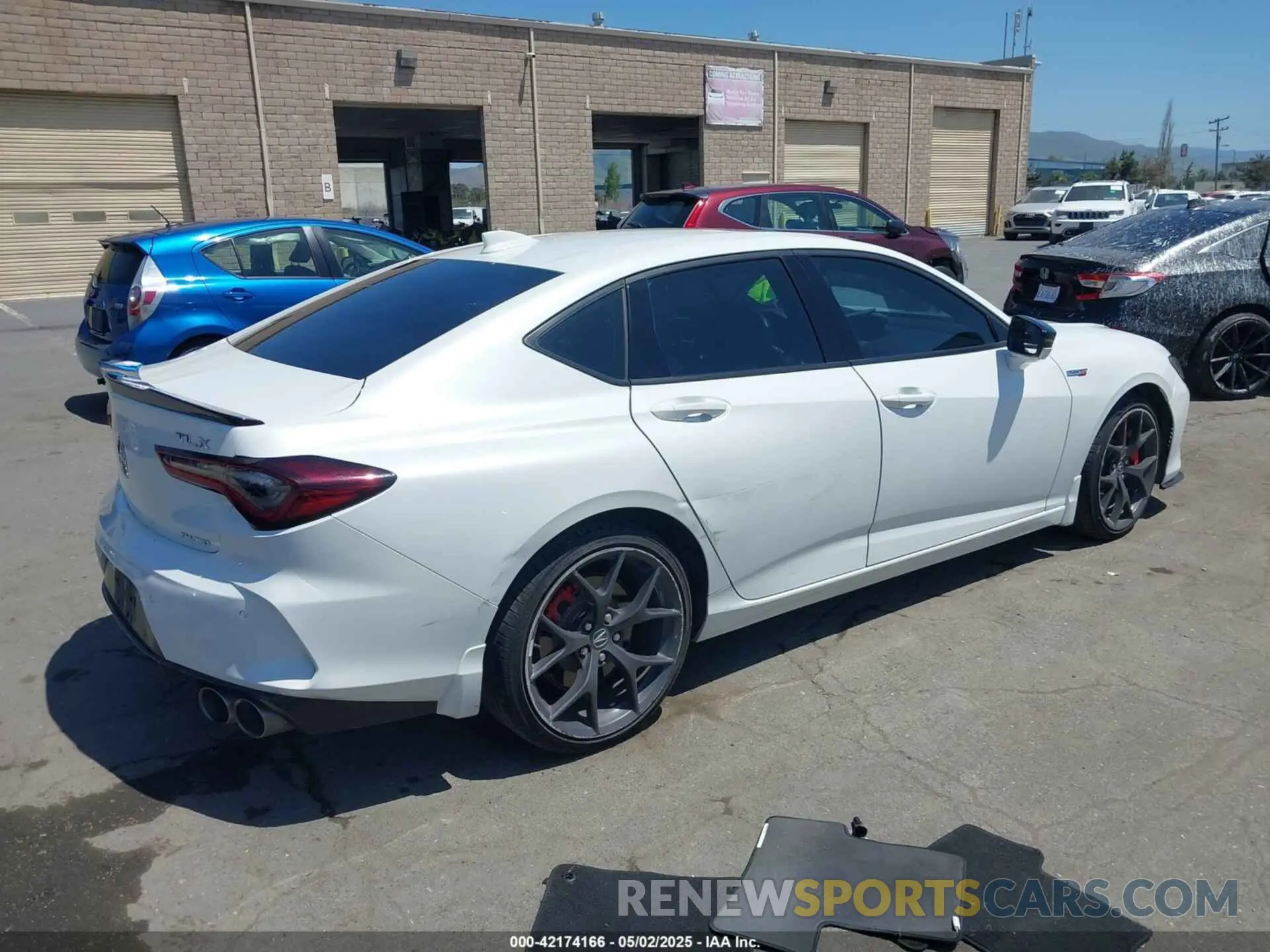 4 Photograph of a damaged car 19UUB7F9XPA000295 ACURA TLX 2023