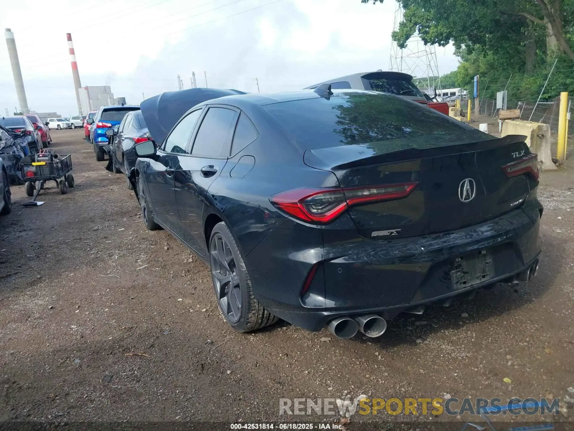 3 Photograph of a damaged car 19UUB7F9XPA001690 ACURA TLX 2023