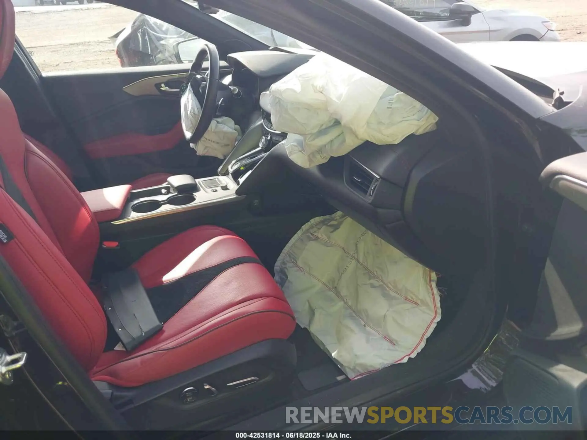5 Photograph of a damaged car 19UUB7F9XPA001690 ACURA TLX 2023