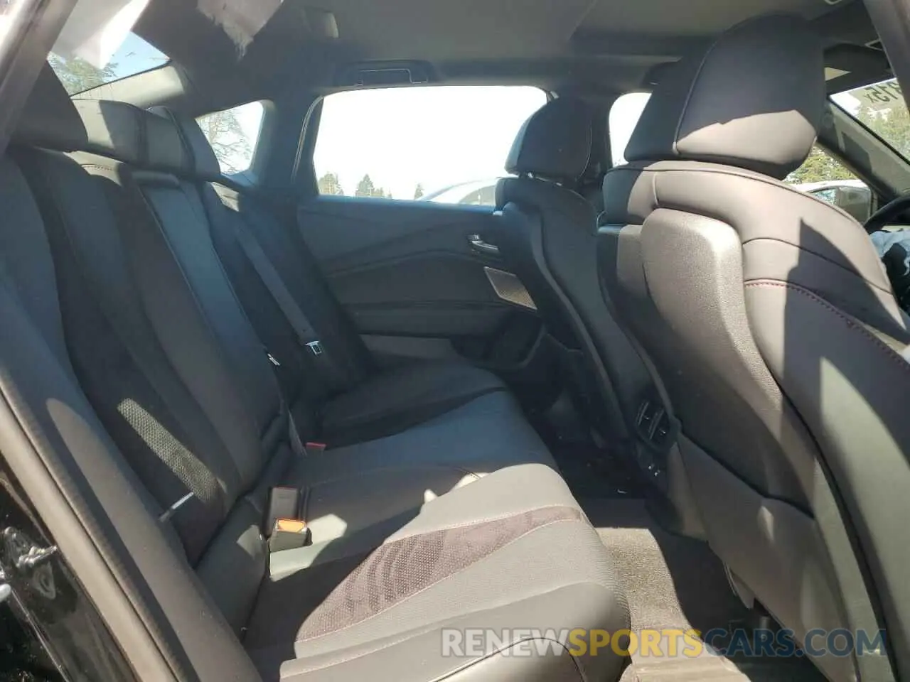 10 Photograph of a damaged car 19UUB6F55SA000785 ACURA TLX 2025