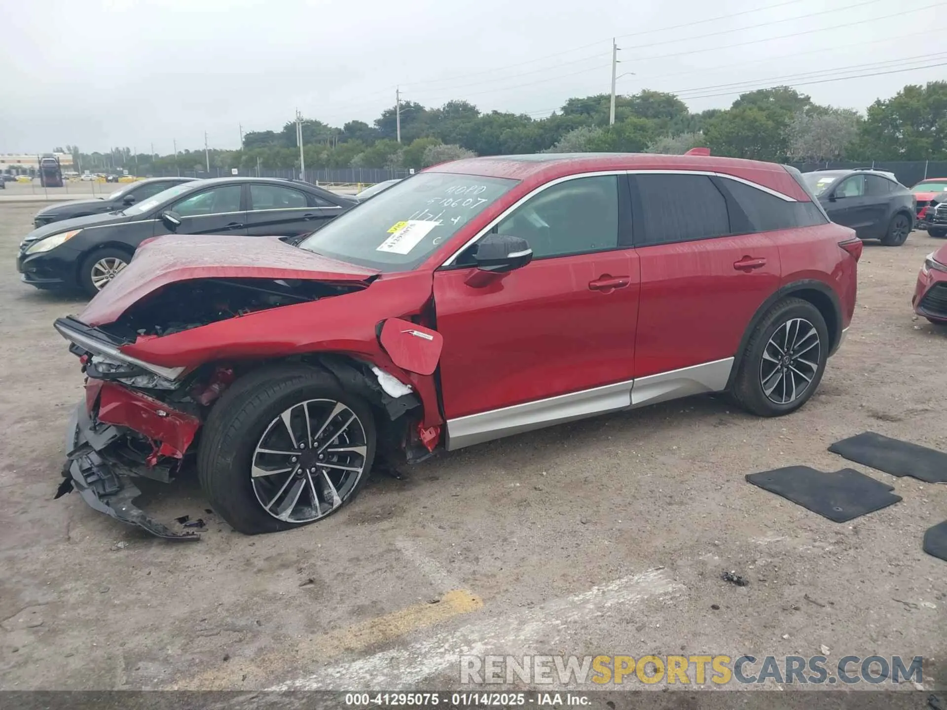 2 Photograph of a damaged car 4W5KHMRKXRZ510607 ACURA ZDX 2024