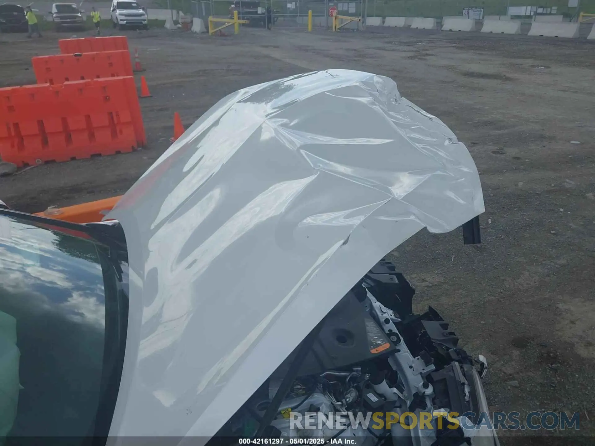 10 Photograph of a damaged car 4W5KHNRL8RZ515576 ACURA ZDX 2024