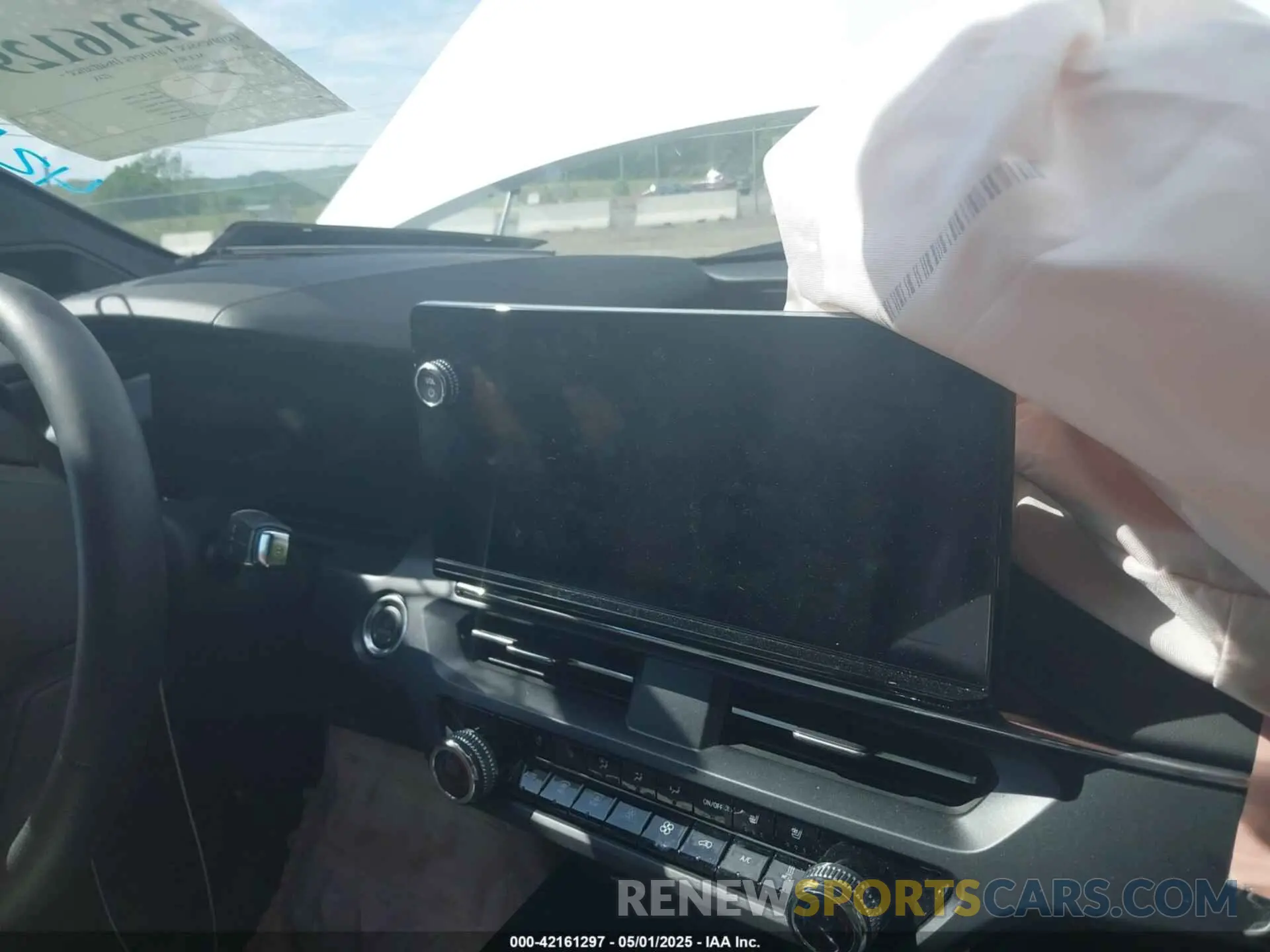 17 Photograph of a damaged car 4W5KHNRL8RZ515576 ACURA ZDX 2024