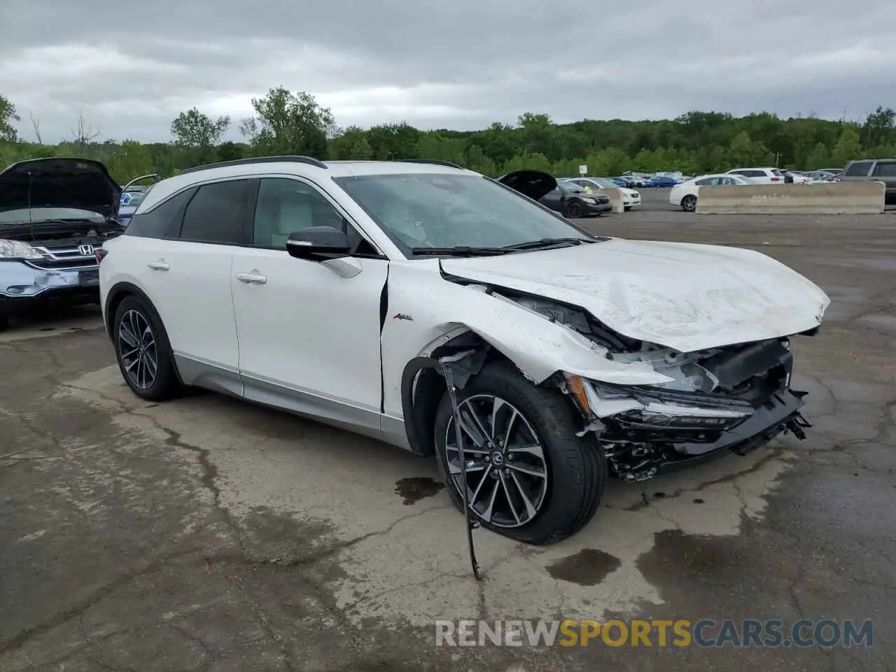 4 Photograph of a damaged car 4W5KHNRL5RZ507337 ACURA ZDX A-SPEC 2024