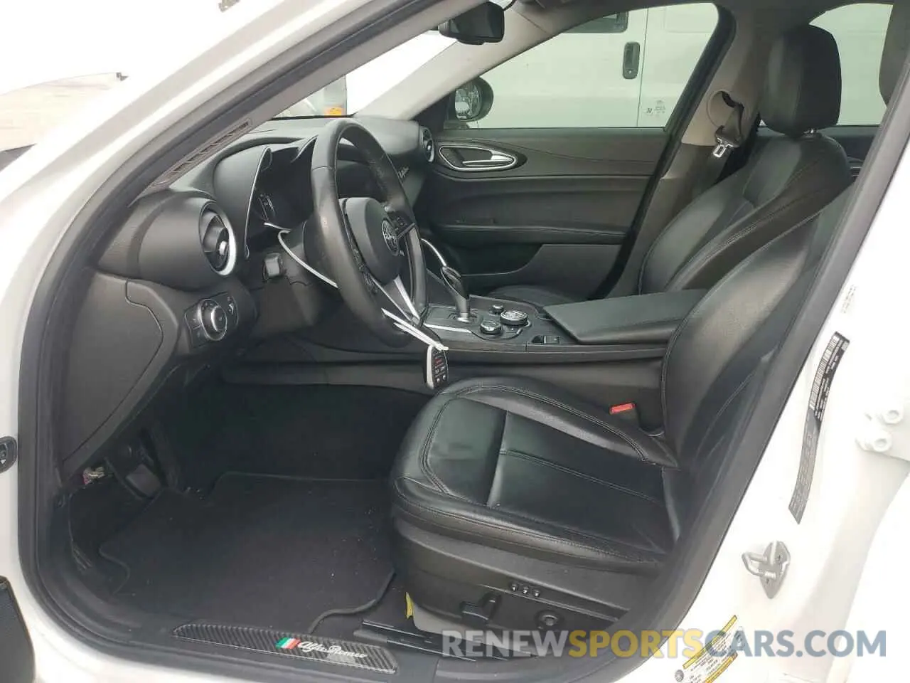 7 Photograph of a damaged car ZARFAMAN4K7621010 ALFA ROMEO GIULIA 2019
