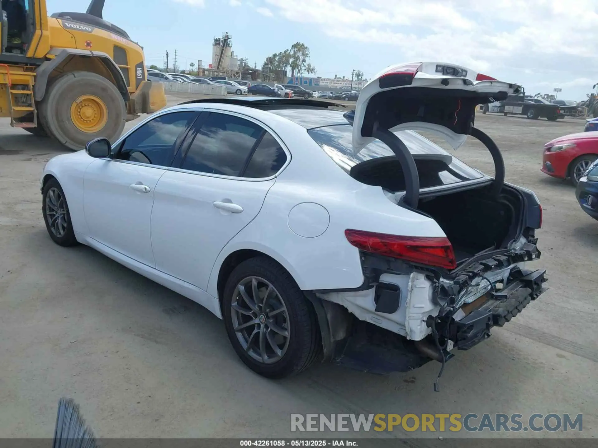 3 Photograph of a damaged car ZARFAMAN5K7612770 ALFA ROMEO GIULIA 2019