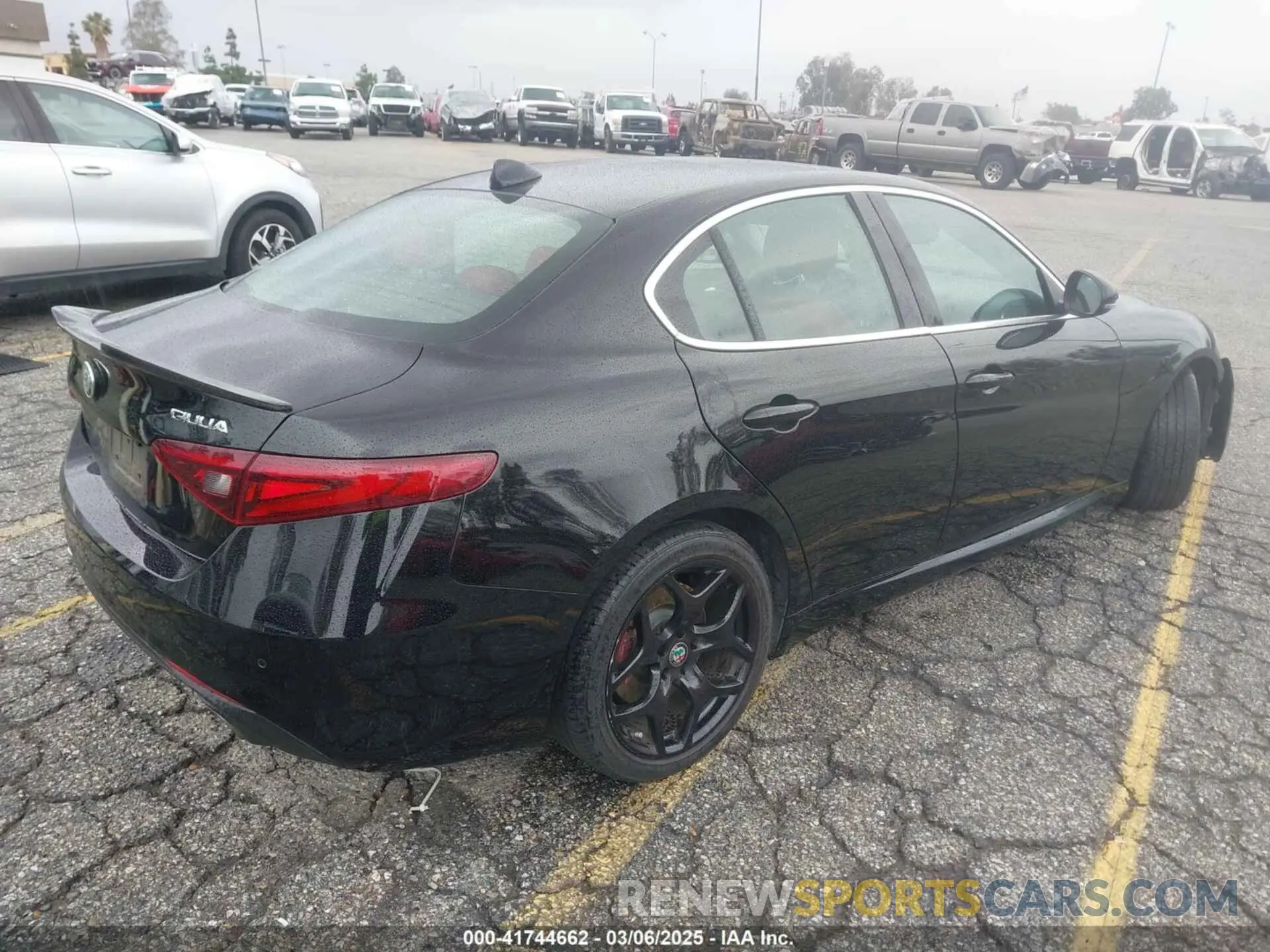 4 Фотография поврежденного автомобиля ZARFAMAN5K7621548 ALFA ROMEO GIULIA 2019