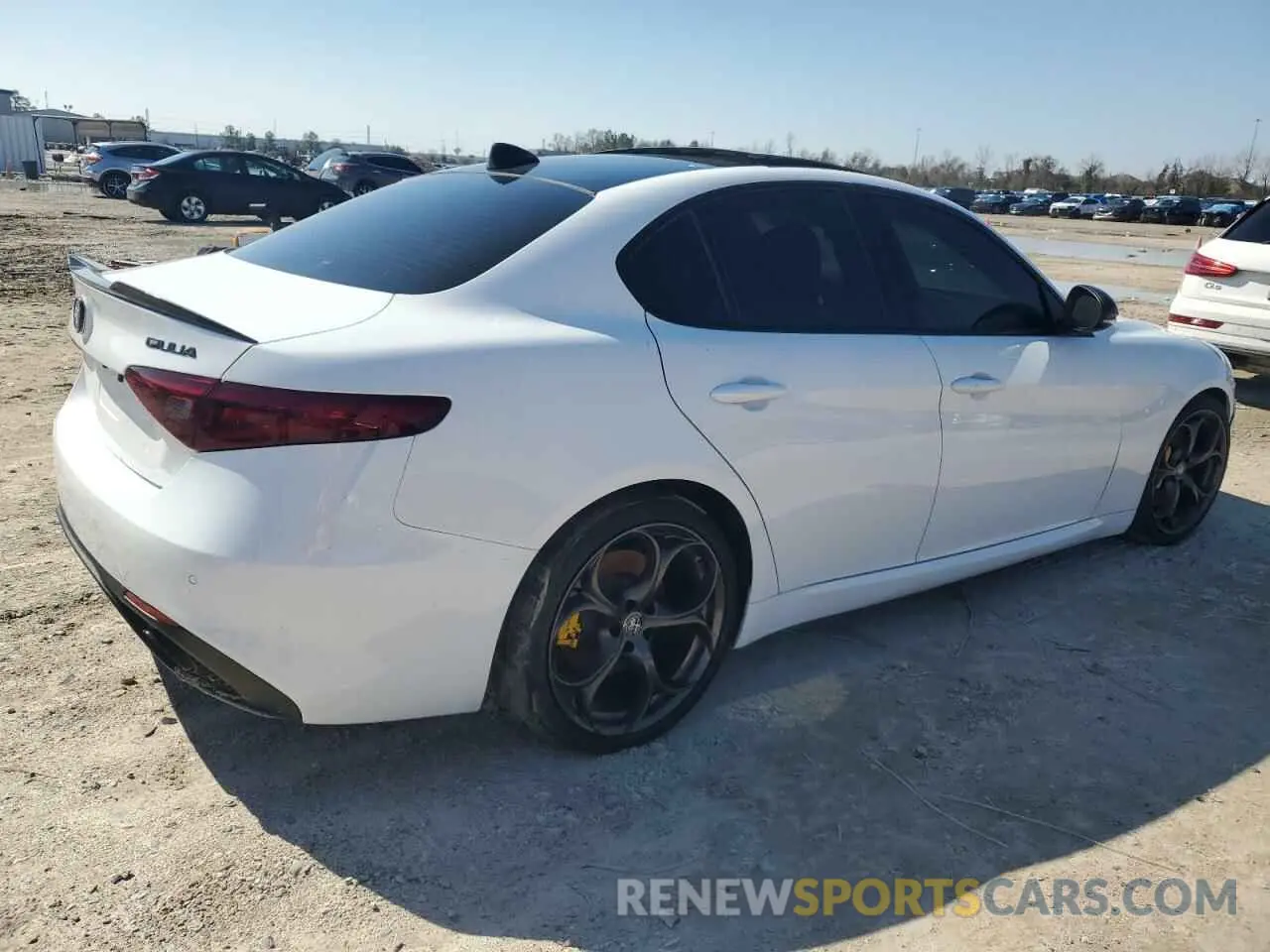 3 Фотография поврежденного автомобиля ZARFAMBN2K7606486 ALFA ROMEO GIULIA 2019