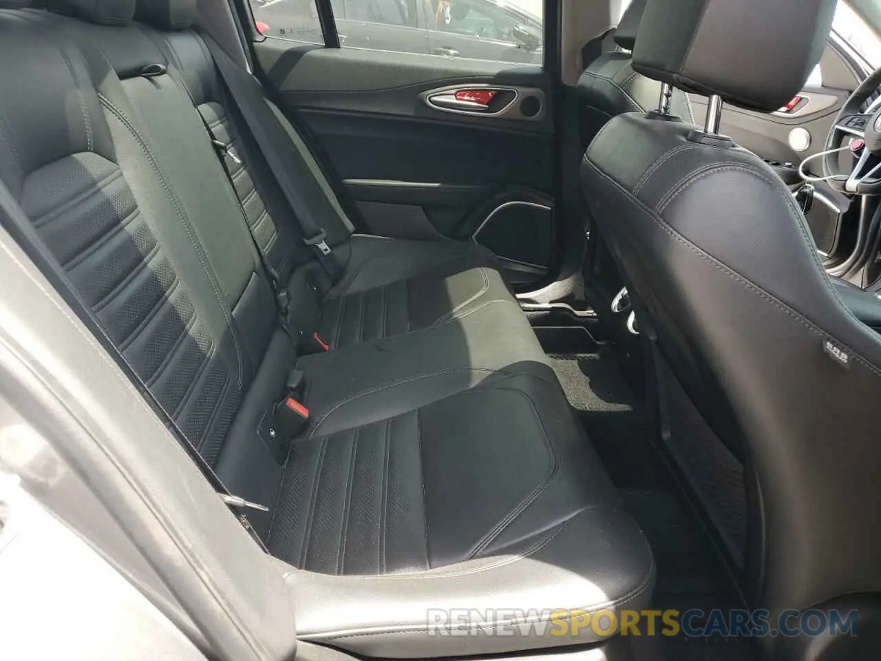 10 Photograph of a damaged car ZARFAMBN5K7602335 ALFA ROMEO GIULIA 2019