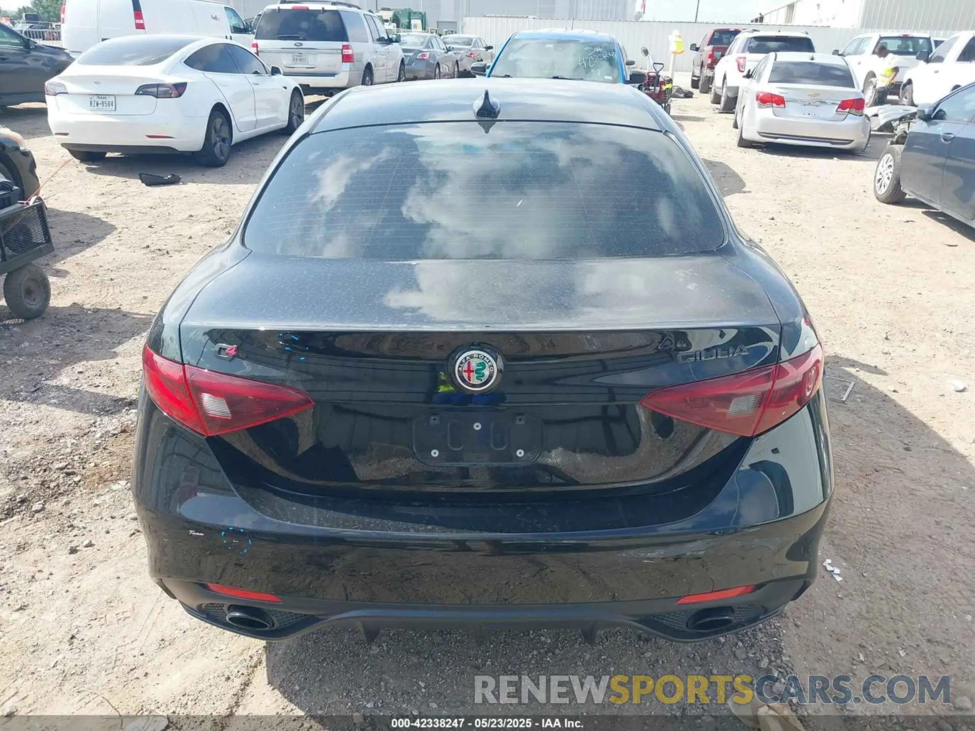 17 Photograph of a damaged car ZARFANAN0K7598315 ALFA ROMEO GIULIA 2019